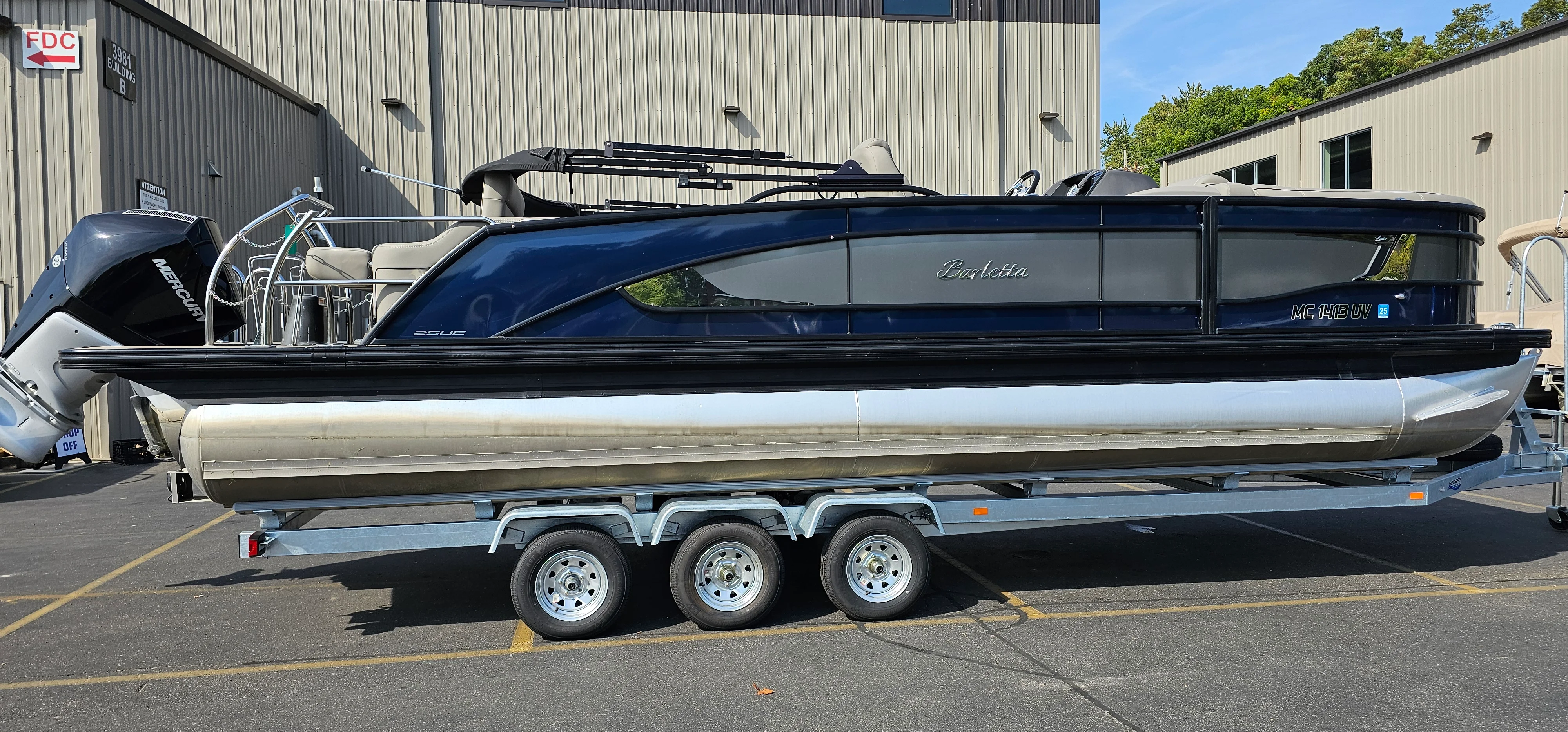 2022 Barletta LUSSO 25UETT Image Thumbnail #4