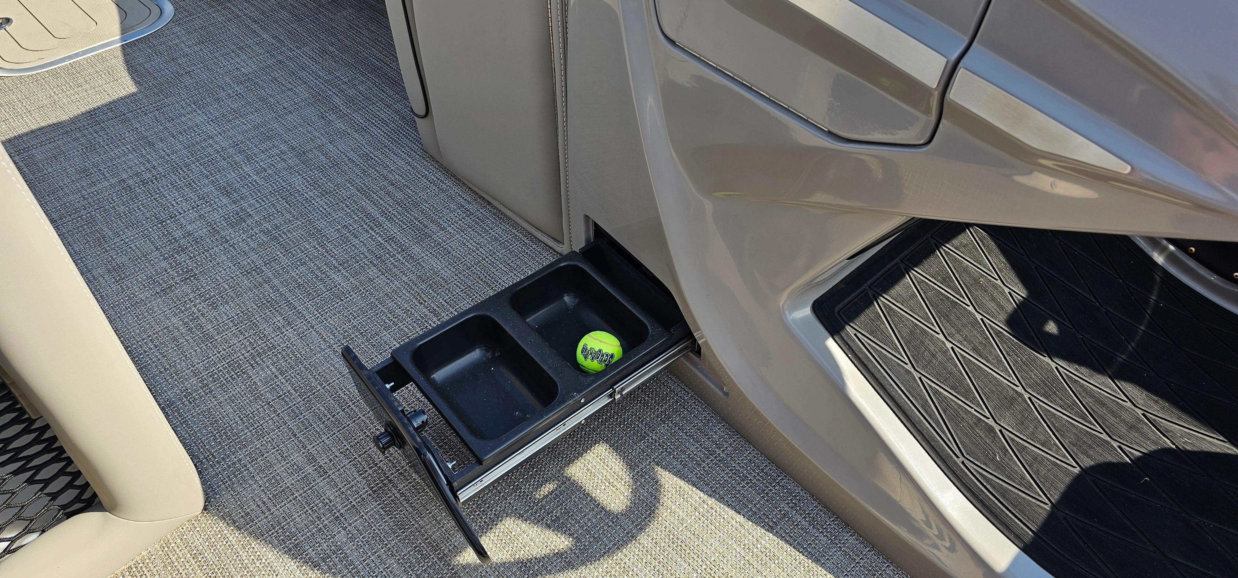 2022 Barletta LUSSO 25UETT Image Thumbnail #24