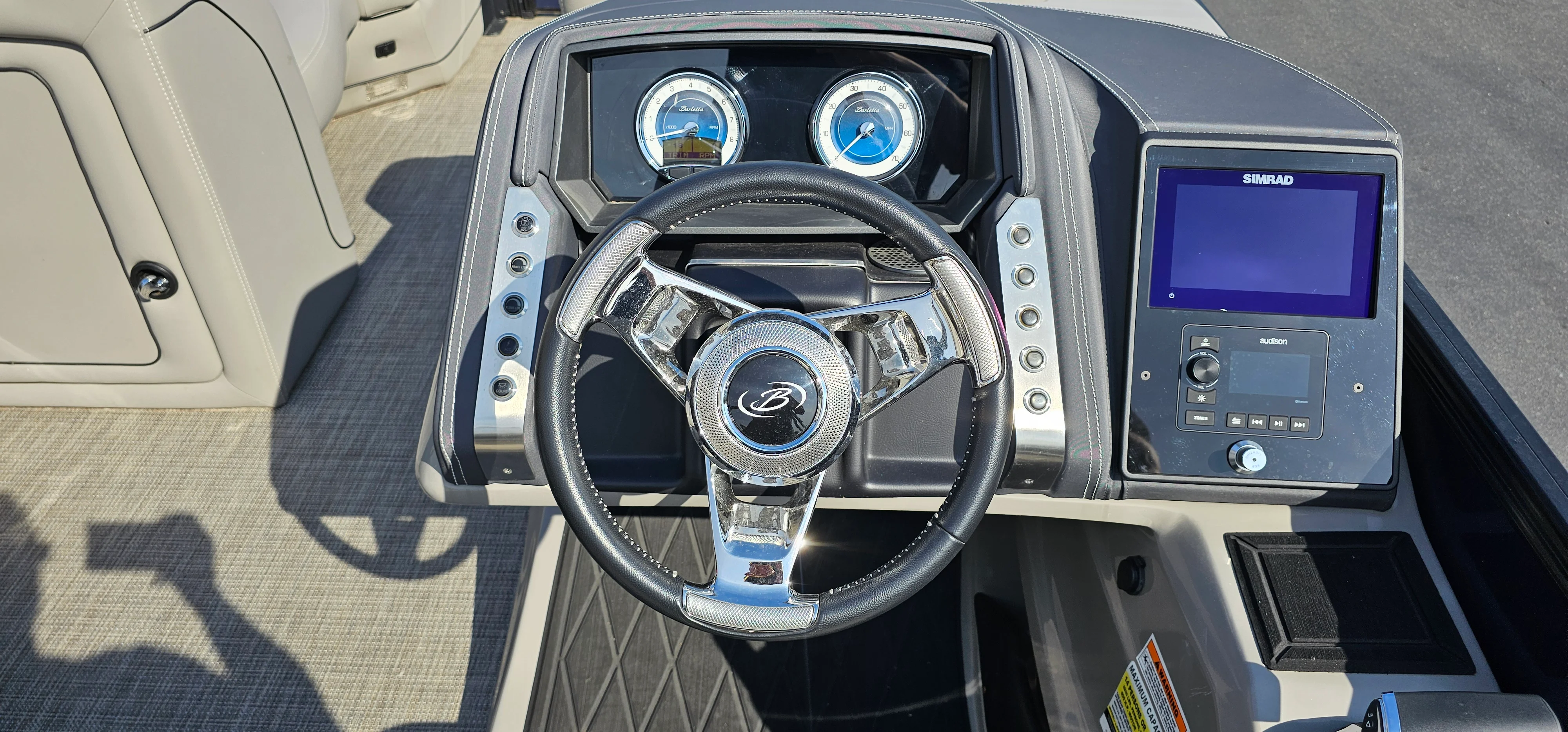 2022 Barletta LUSSO 25UETT Image Thumbnail #14