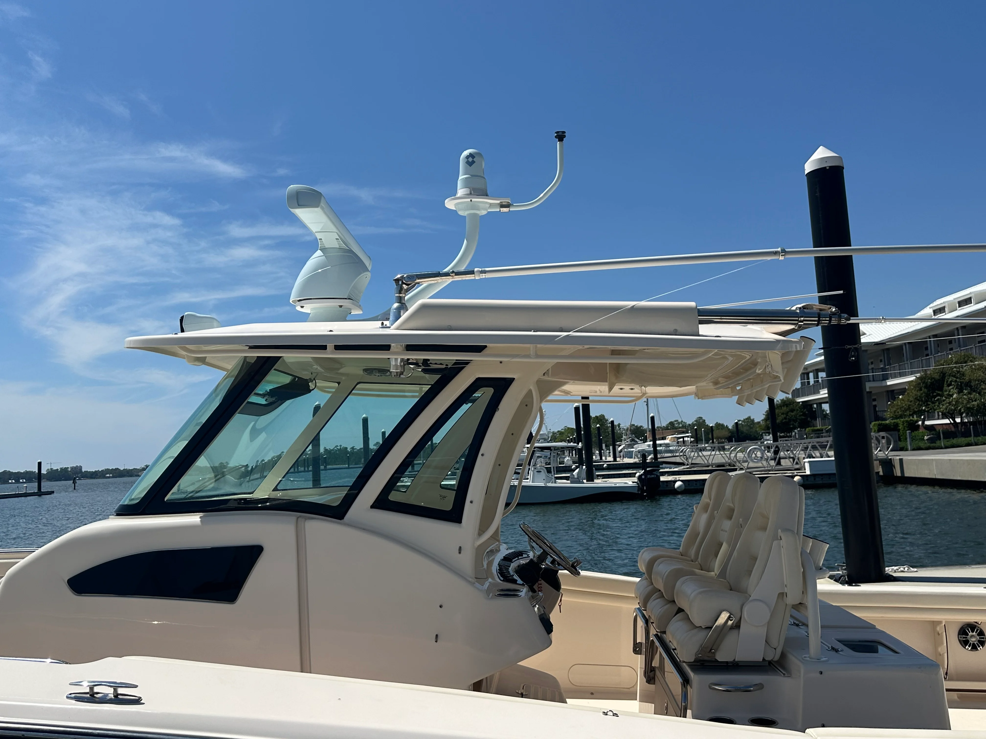 2021 Grady-White 376 CANYON Image Thumbnail #12