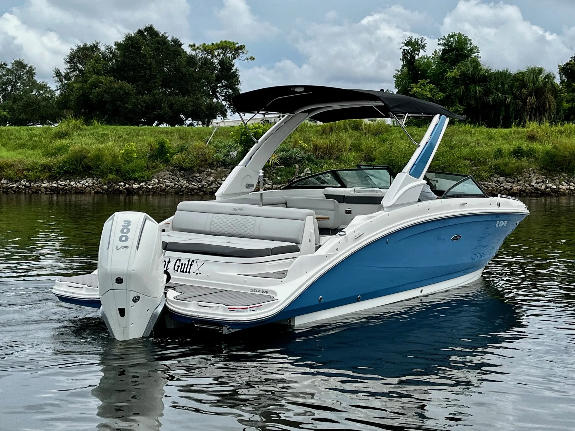 2024 Sea Ray 270 SDX OUTBOARD Image Thumbnail #1