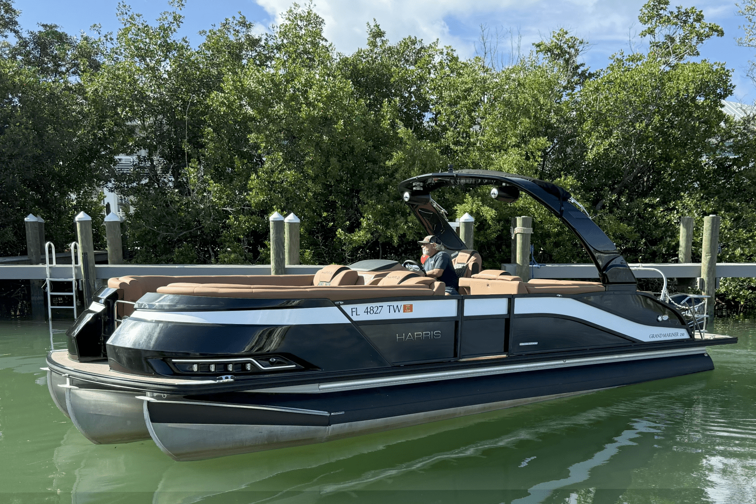 2022 Harris GRAND MARINER 250 Image Thumbnail #15