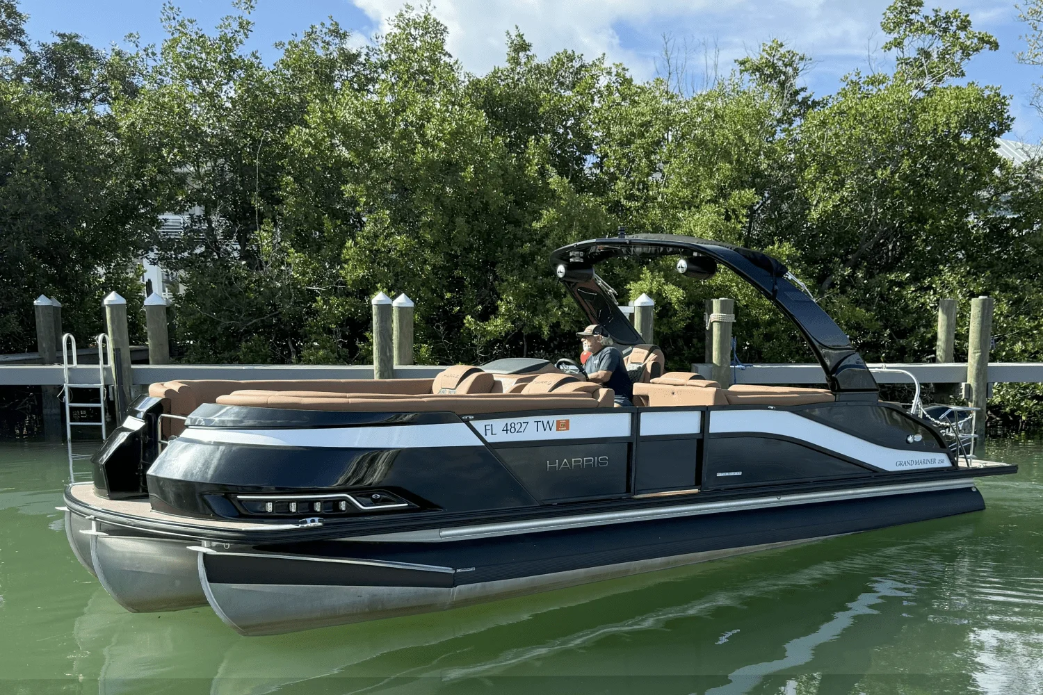 2022 Harris GRAND MARINER 250 Image Thumbnail #15