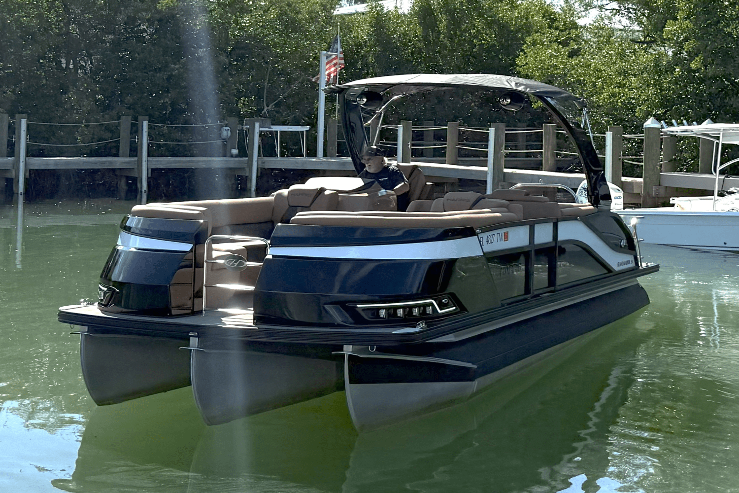 2022 Harris GRAND MARINER 250 Image Thumbnail #13