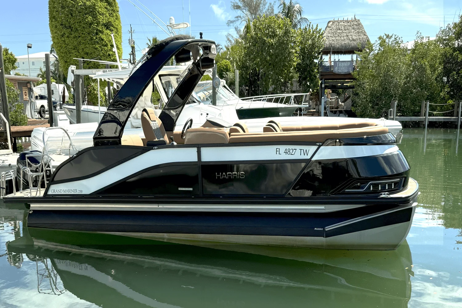 2022 Harris GRAND MARINER 250 Image Thumbnail #8