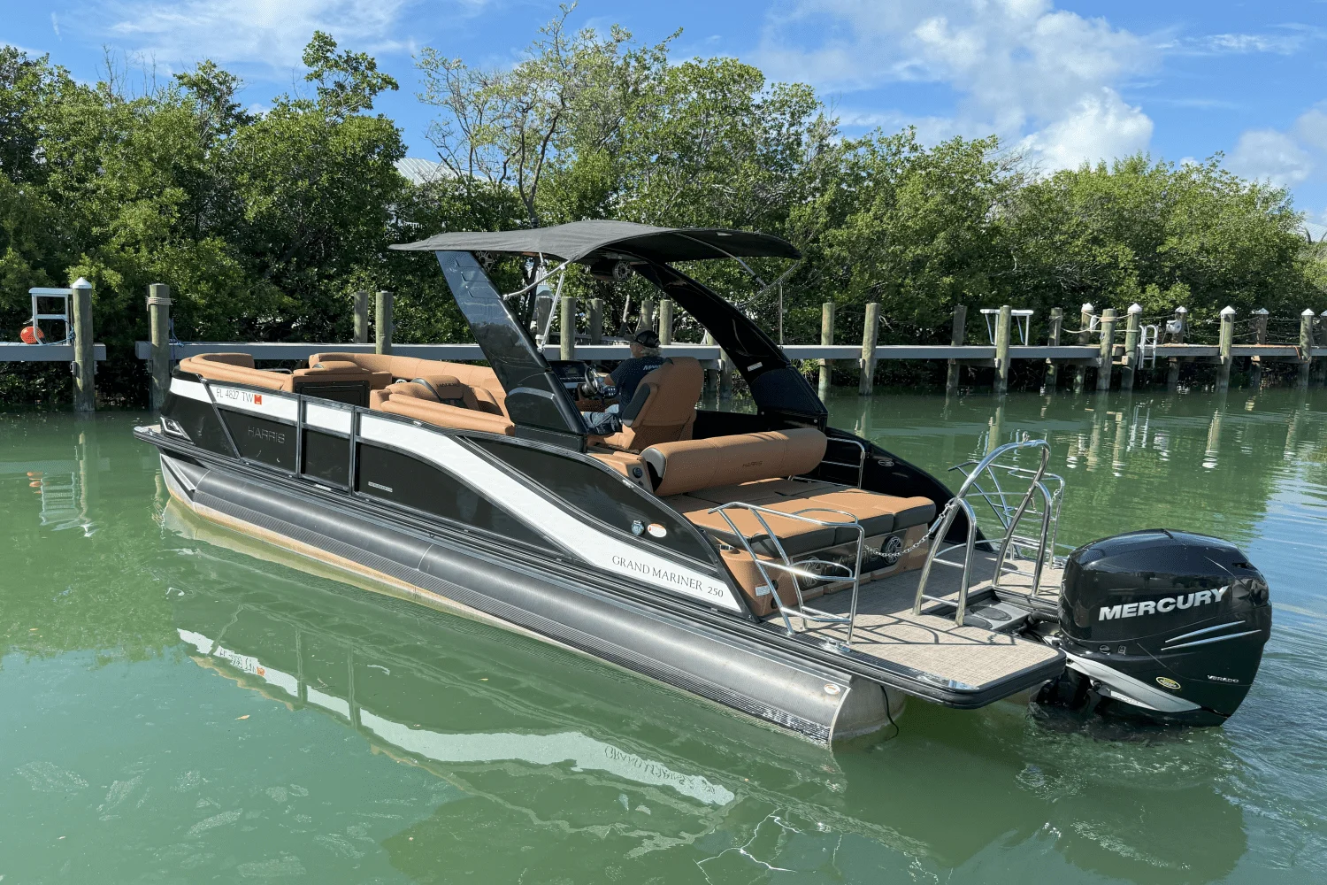 2022 Harris GRAND MARINER 250 Image Thumbnail #2