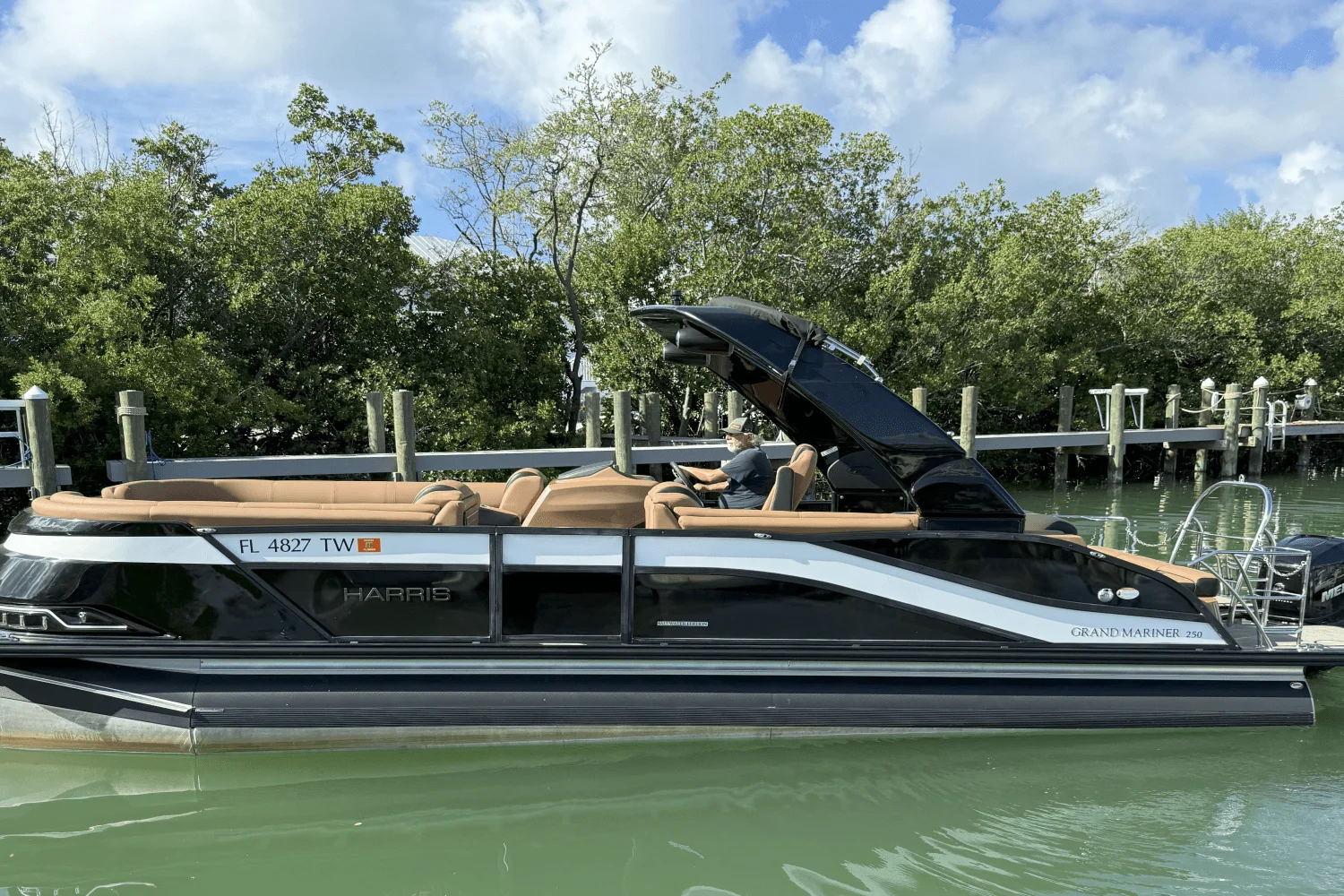 2022 Harris GRAND MARINER 250 Image Thumbnail #16