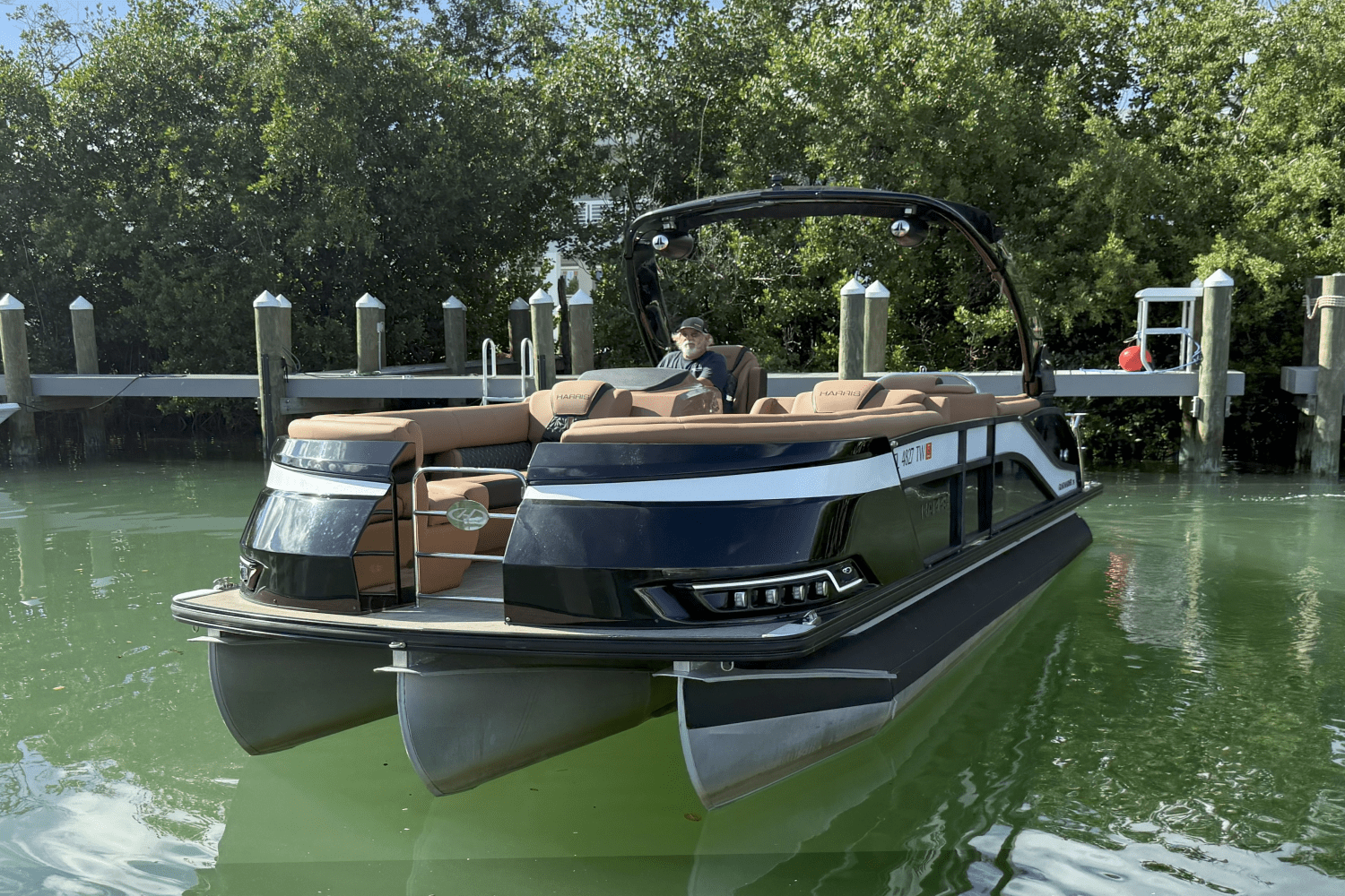 2022 Harris GRAND MARINER 250 Image Thumbnail #14