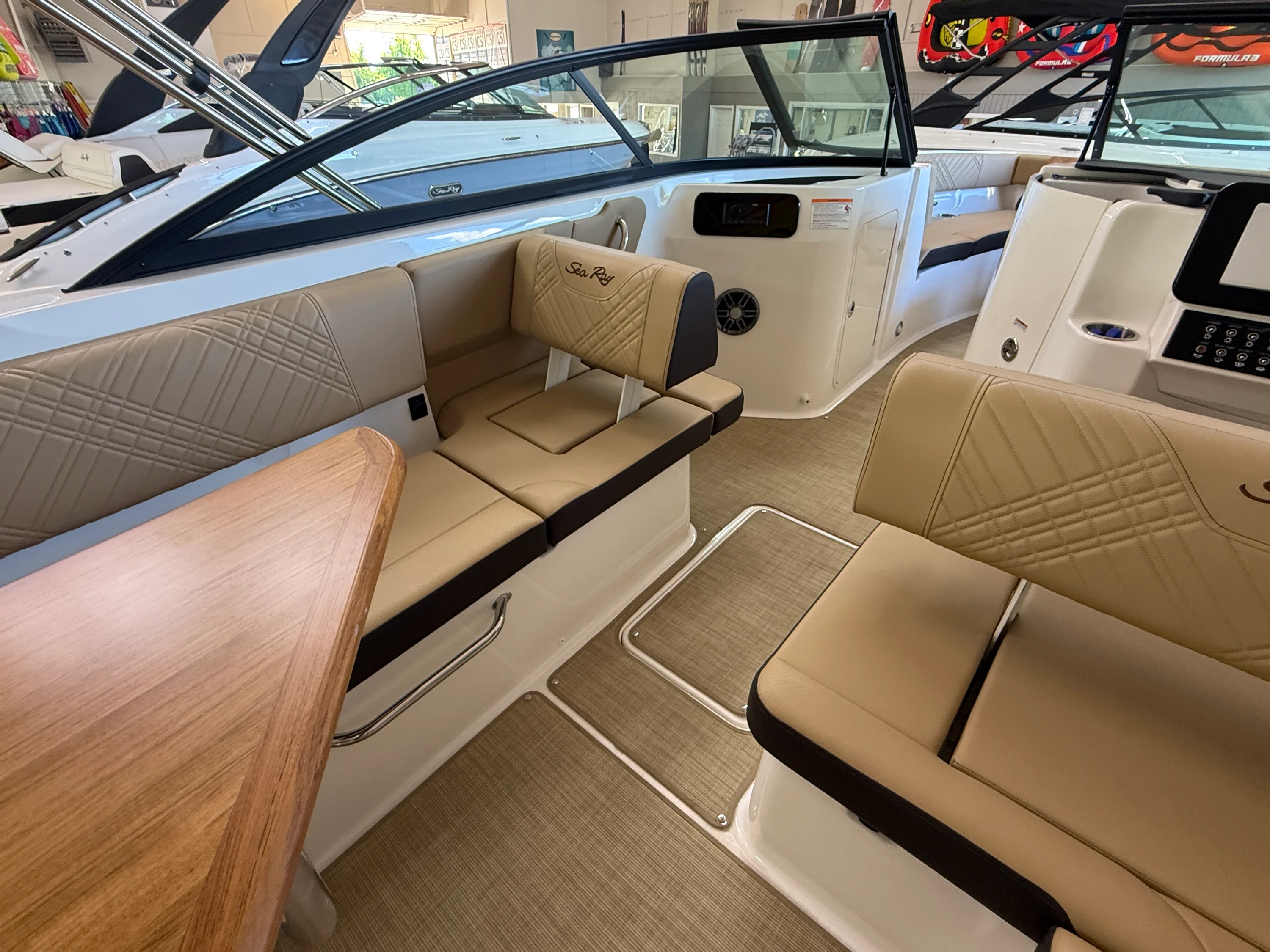 2026 Sea Ray SDX 250 Image Thumbnail #14