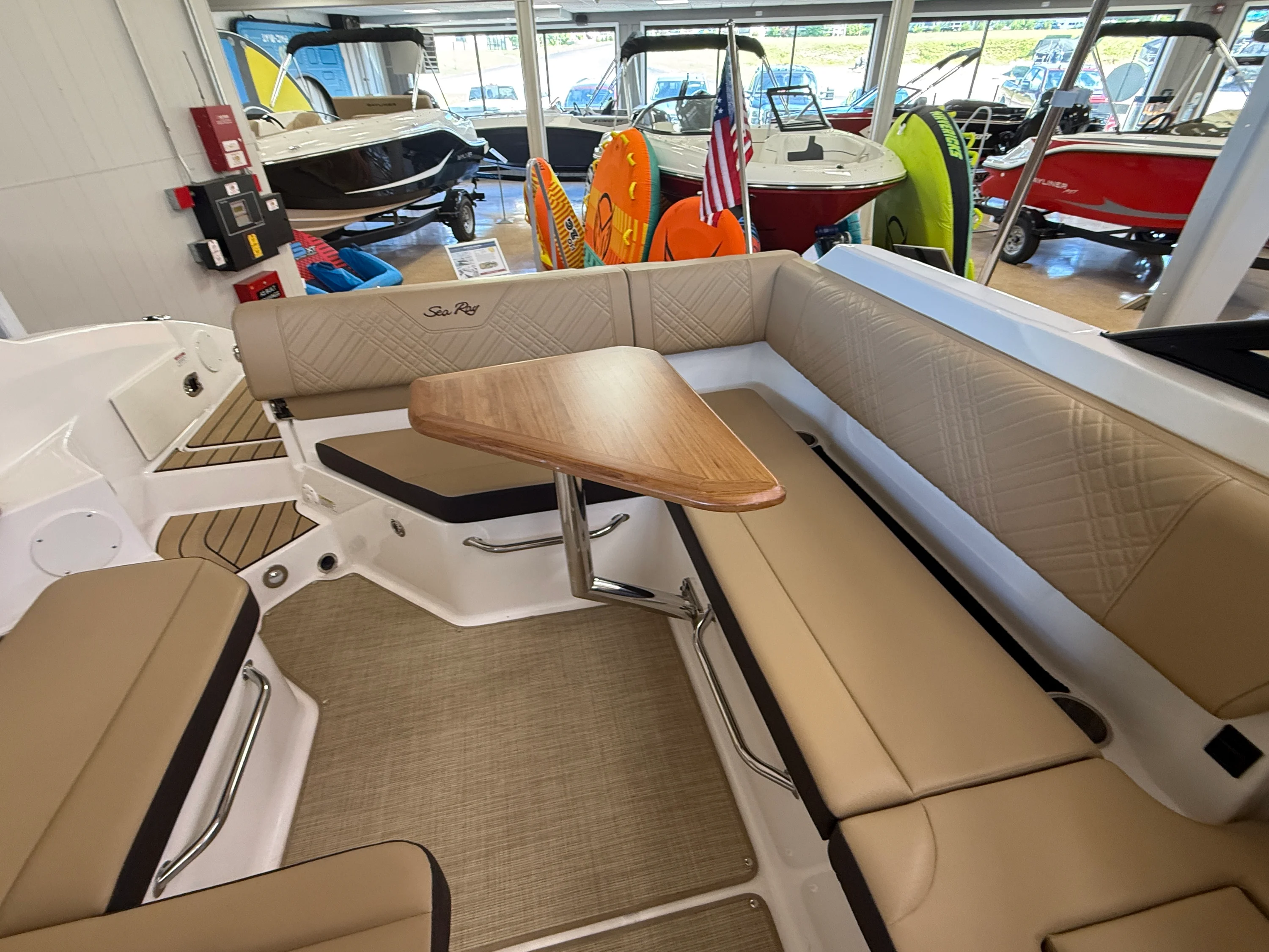 2026 Sea Ray SDX 250 Image Thumbnail #15