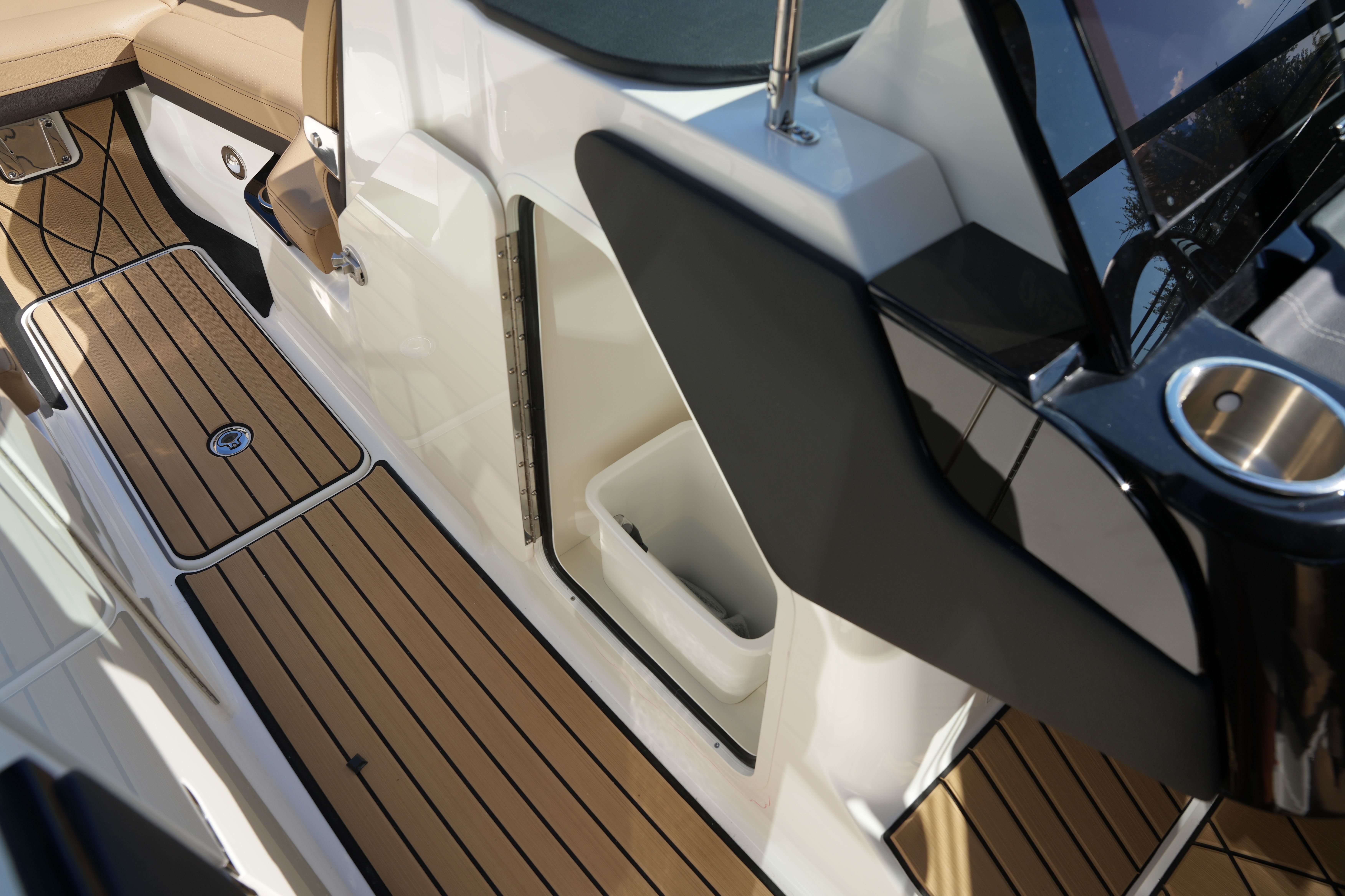 2026 Sea Ray SLX 280 Image Thumbnail #27