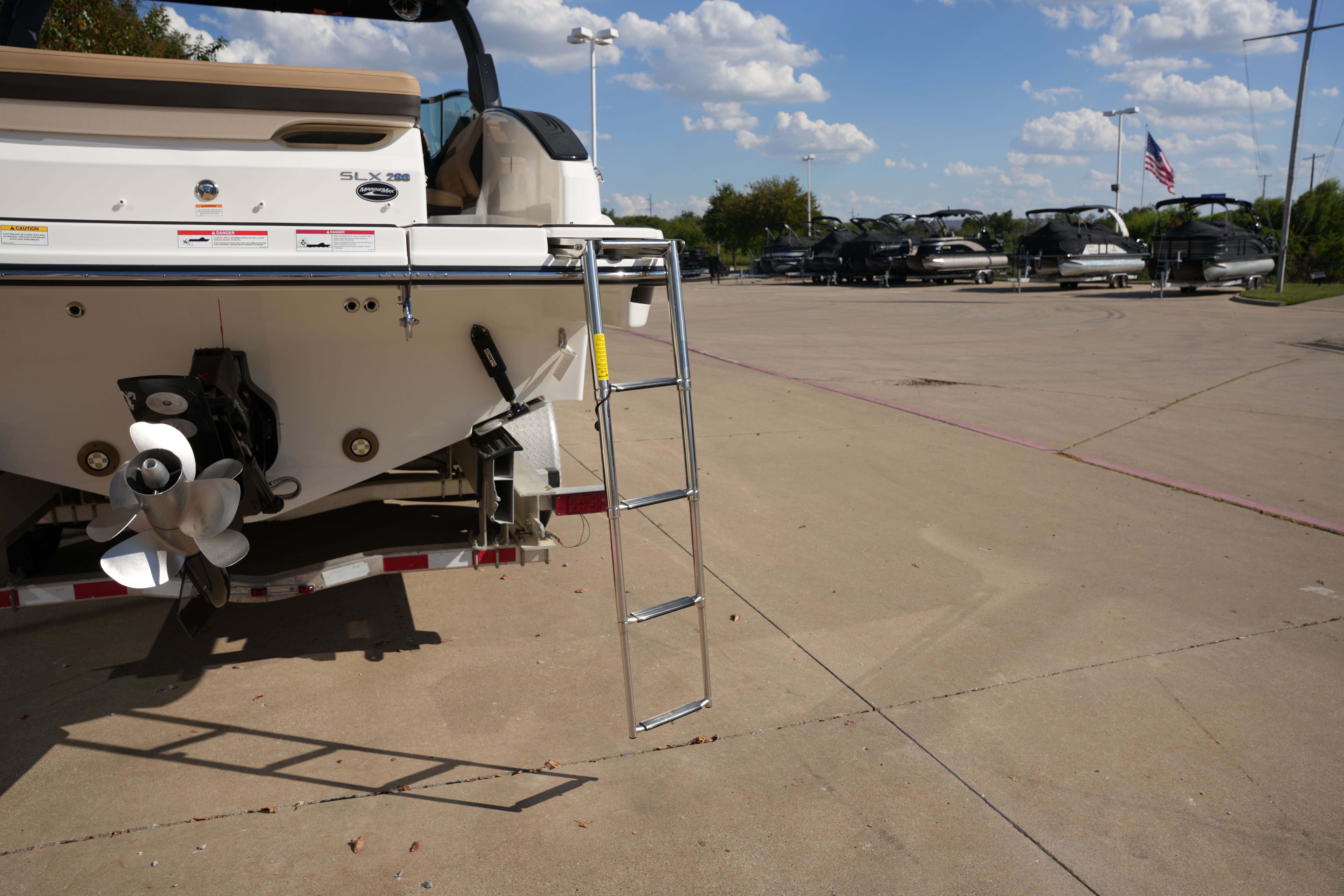 2026 Sea Ray SLX 280 Image Thumbnail #4