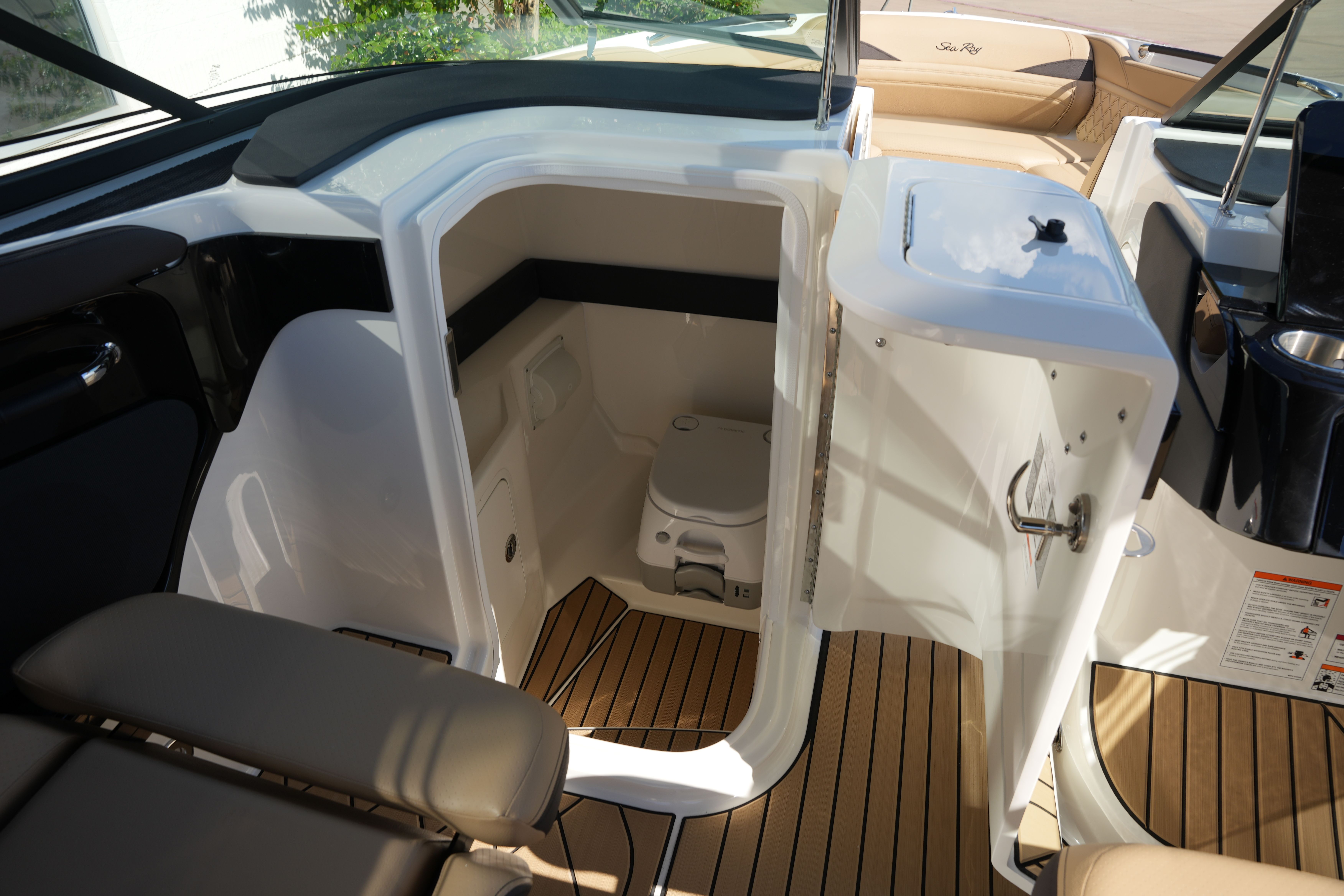 2026 Sea Ray SLX 280 Image Thumbnail #24