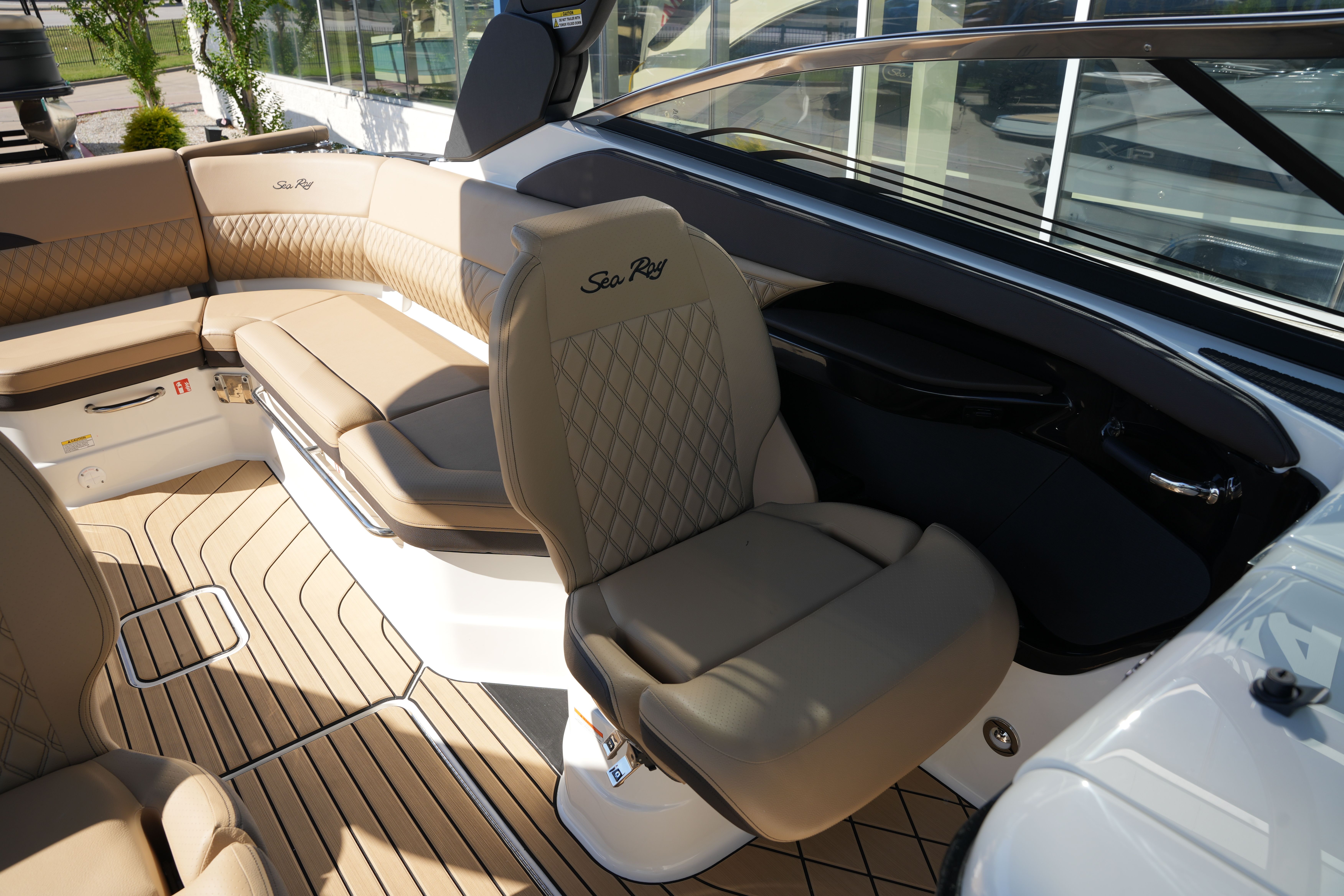 2026 Sea Ray SLX 280 Image Thumbnail #21