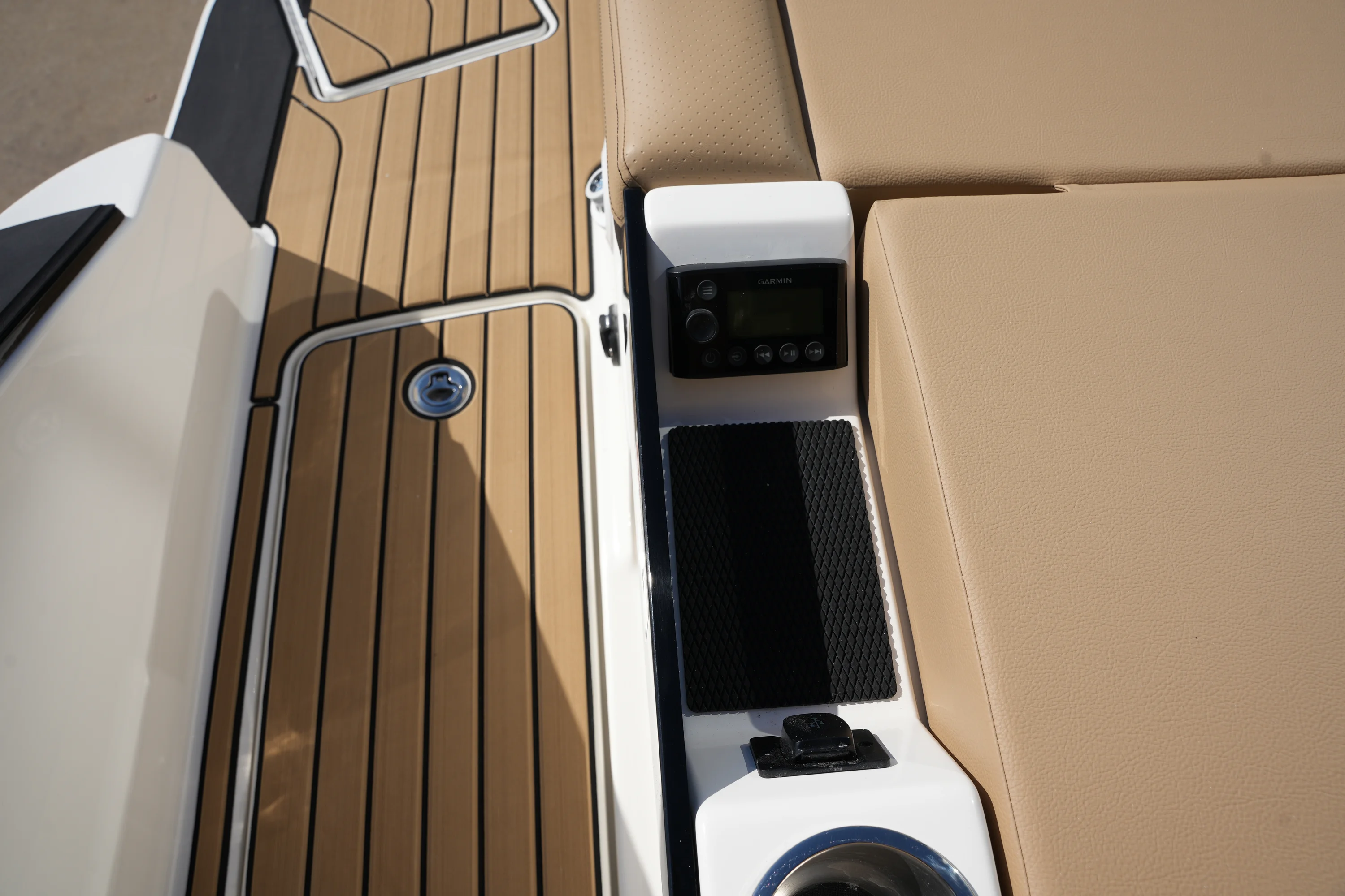 2026 Sea Ray SLX 280 Image Thumbnail #10