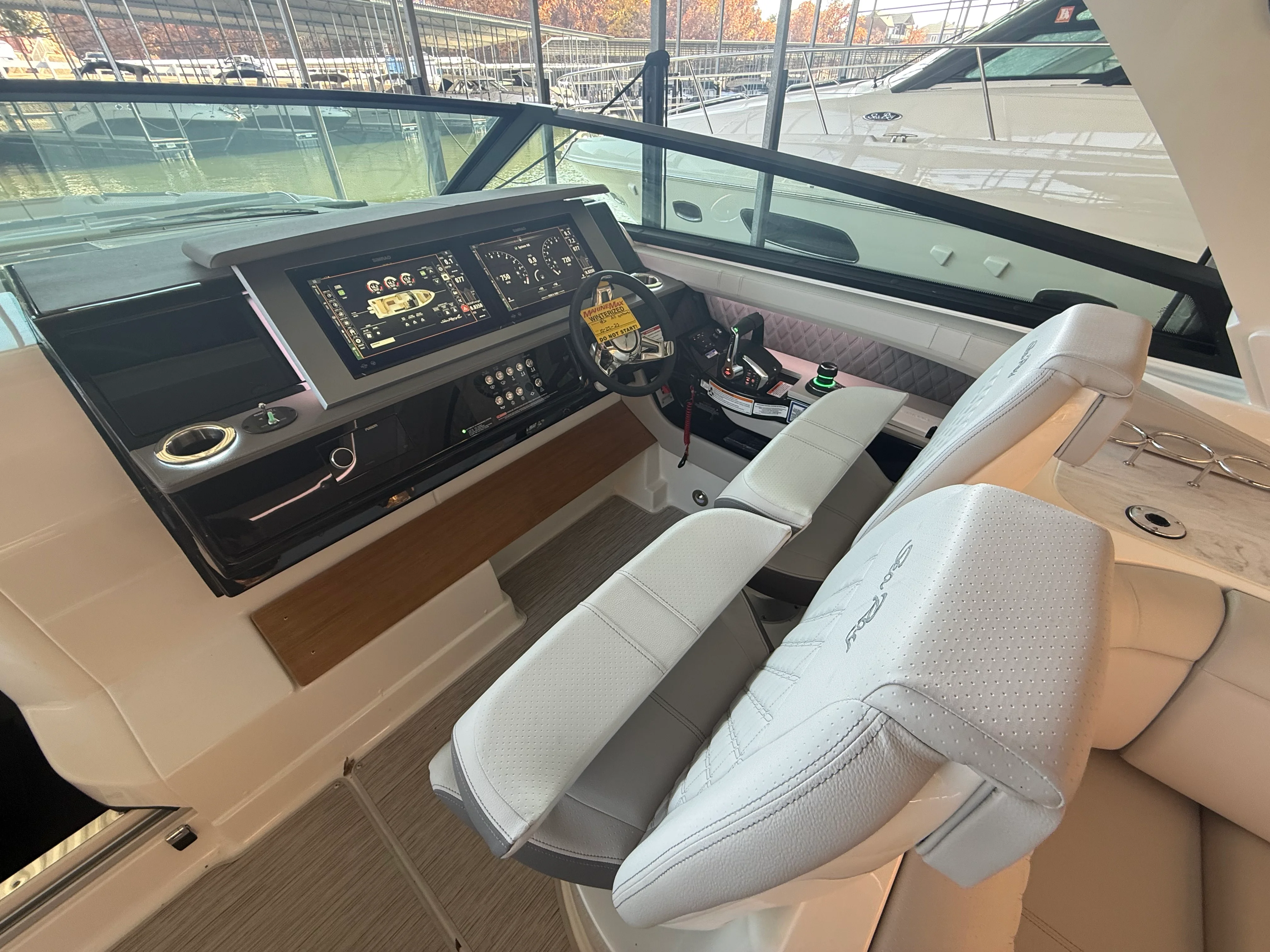 2026 Sea Ray SLX 400 Outboard Image Thumbnail #8