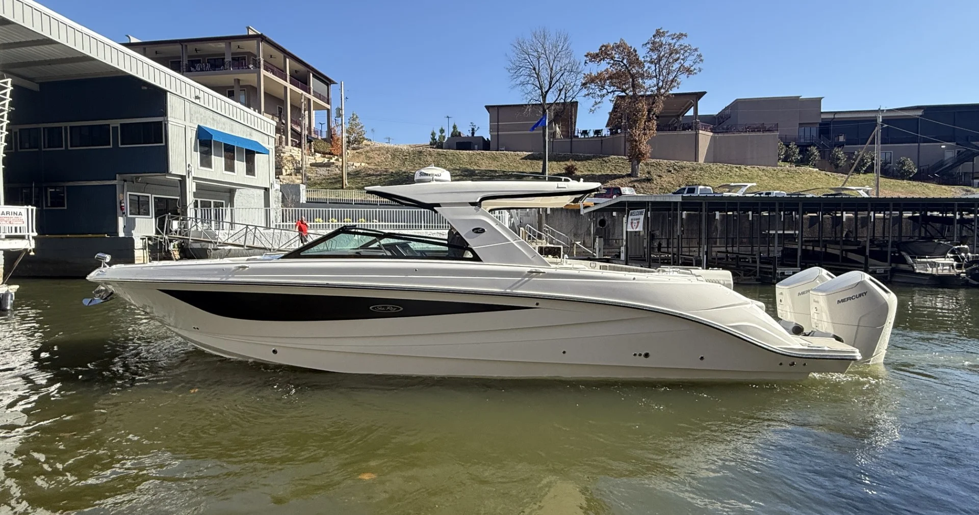 2026 Sea Ray SLX 400 Outboard Image Thumbnail #5