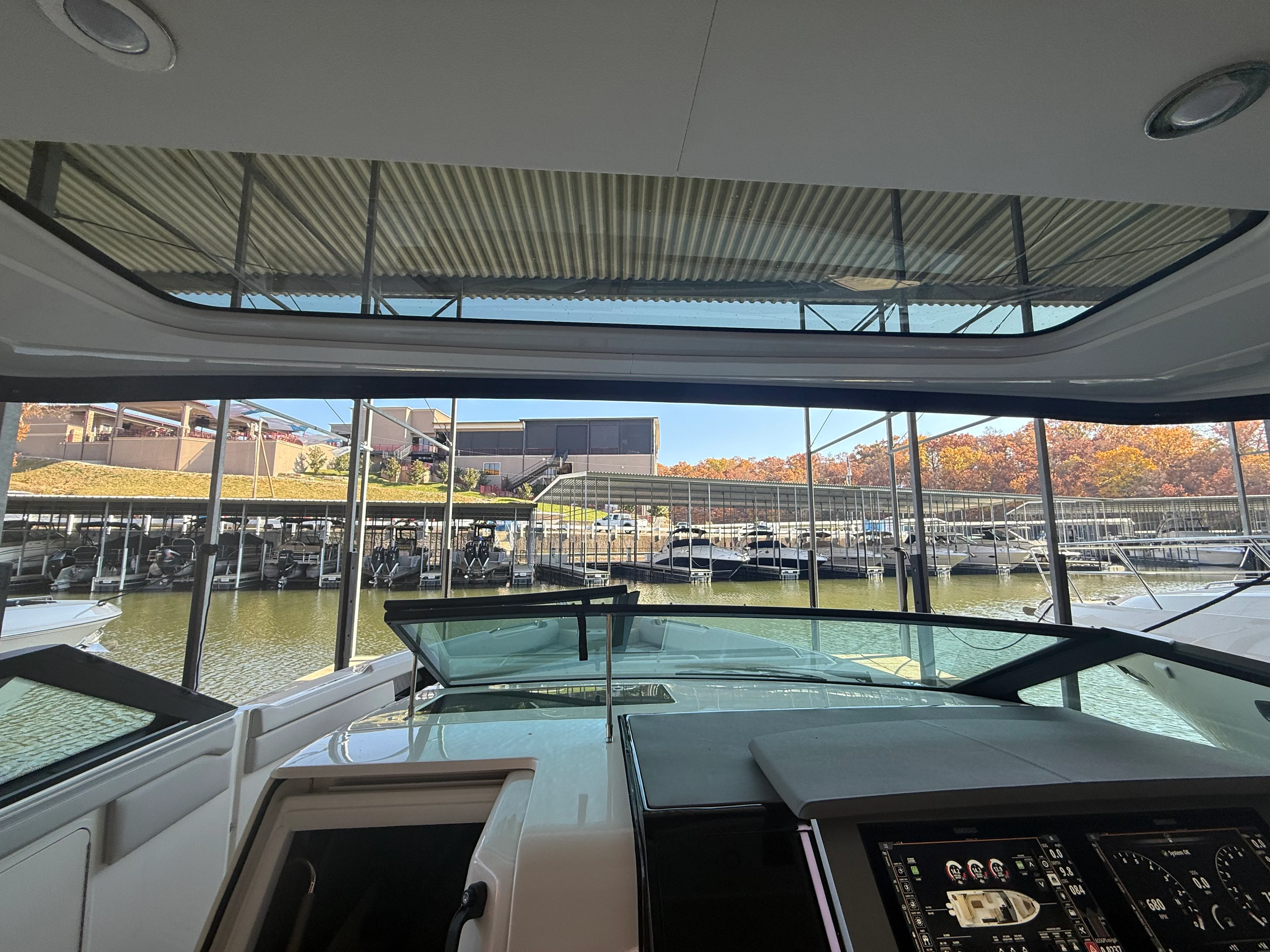 2026 Sea Ray SLX 400 Outboard Image Thumbnail #23