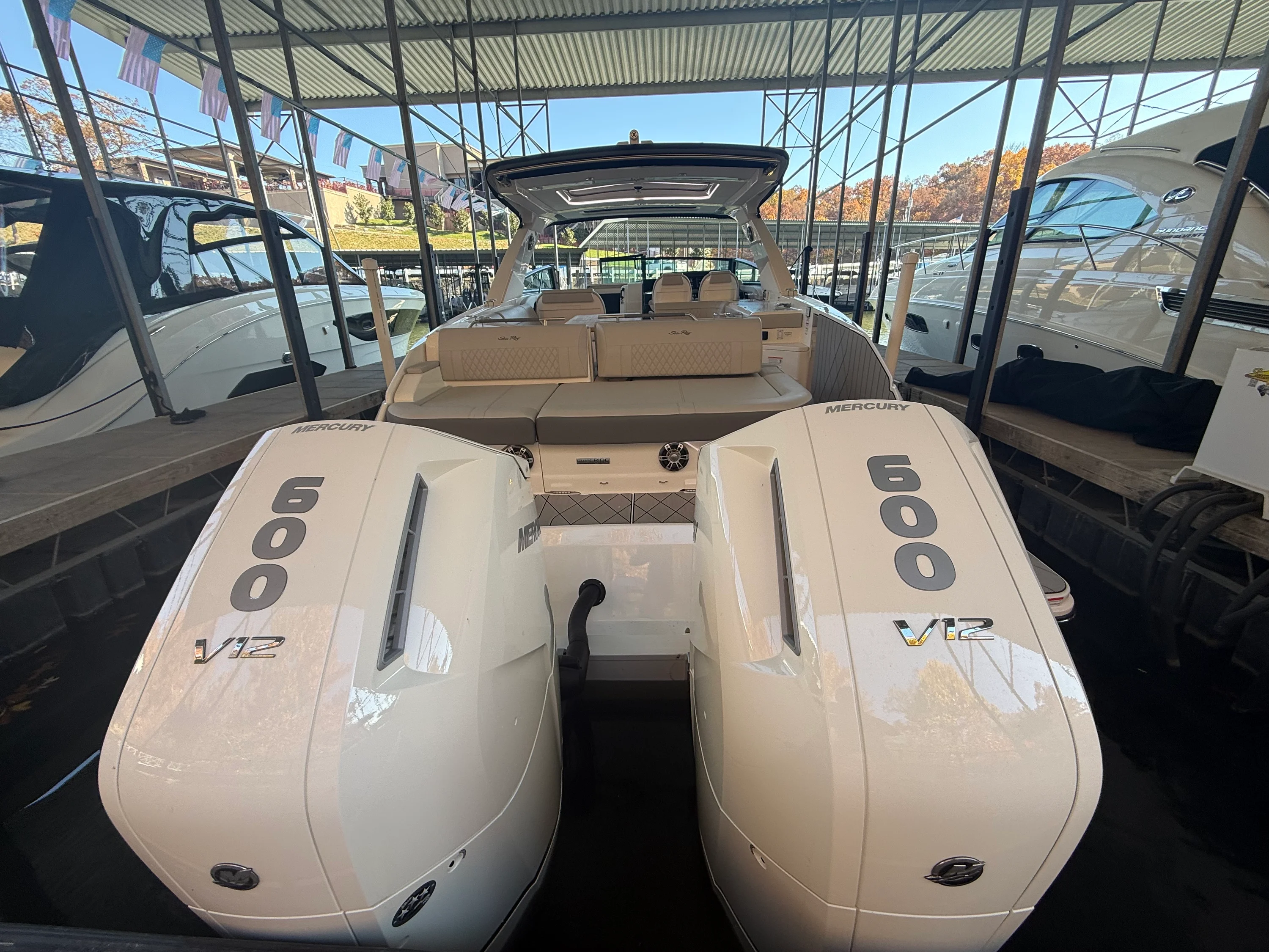 2026 Sea Ray SLX 400 Outboard Image Thumbnail #45