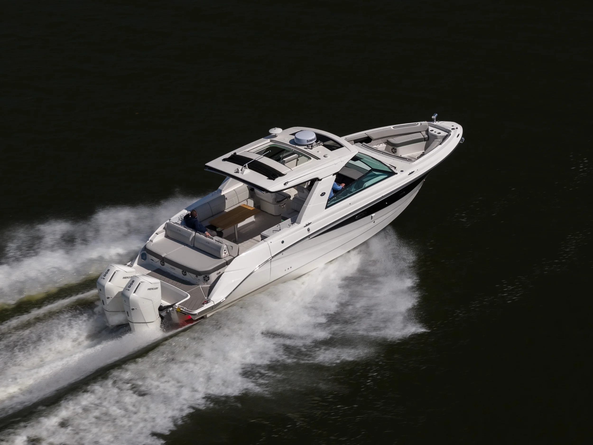 2026 Sea Ray SLX 400 Outboard Image Thumbnail #4