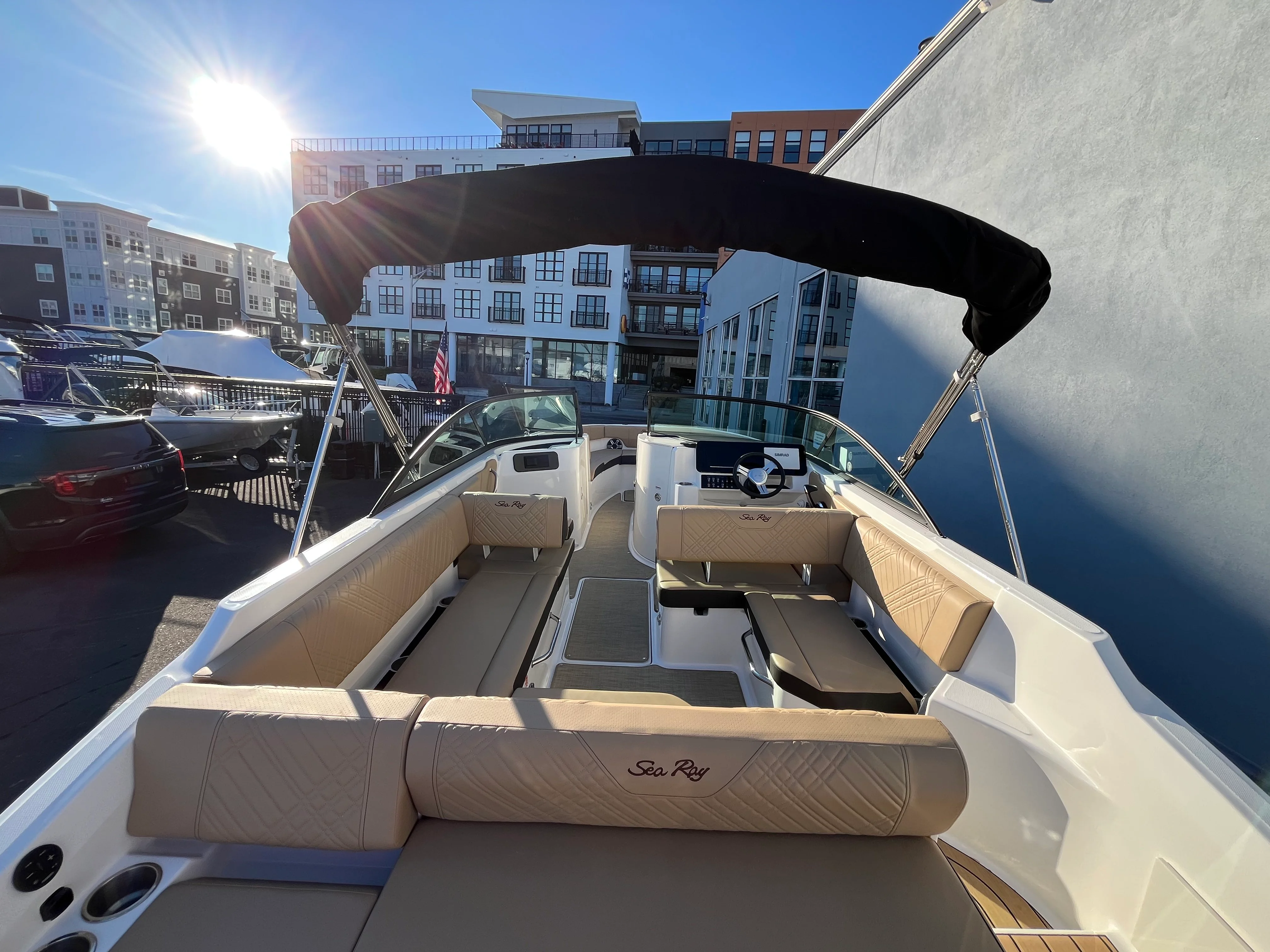 2026 Sea Ray SDX 250 Outboard Image Thumbnail #4