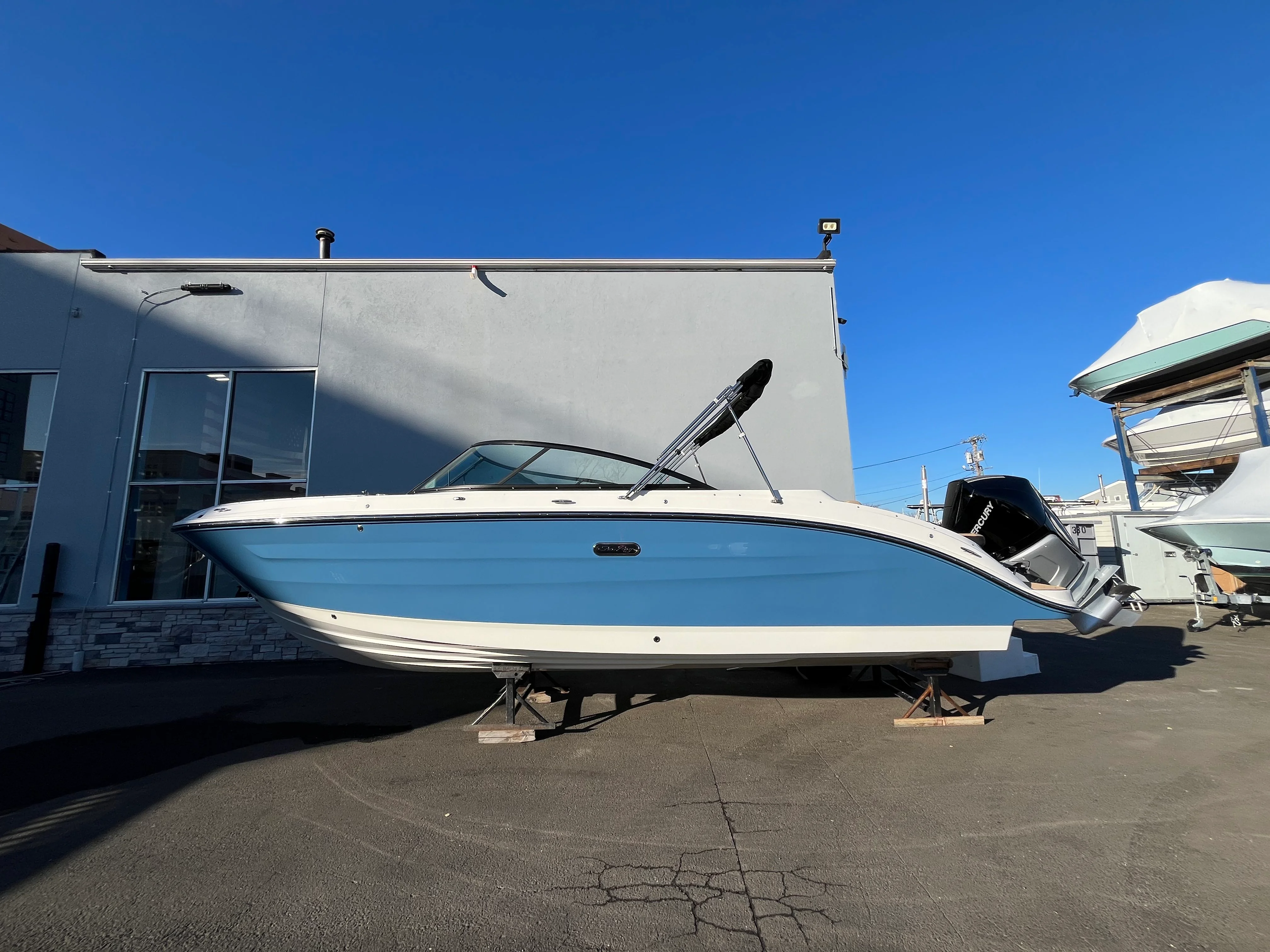 2026 Sea Ray SDX 250 Outboard Image Thumbnail #22