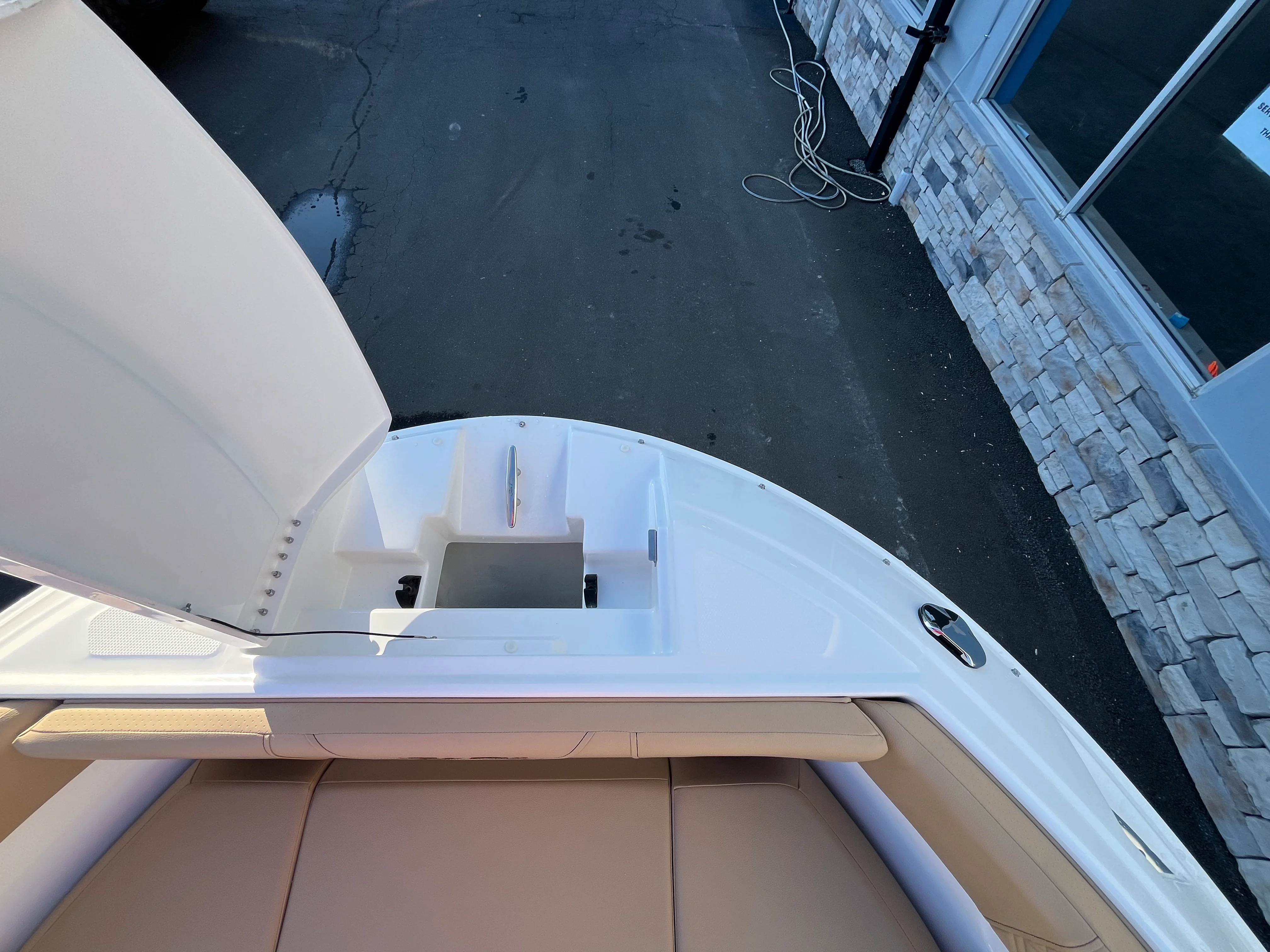 2026 Sea Ray SDX 250 Outboard Image Thumbnail #20