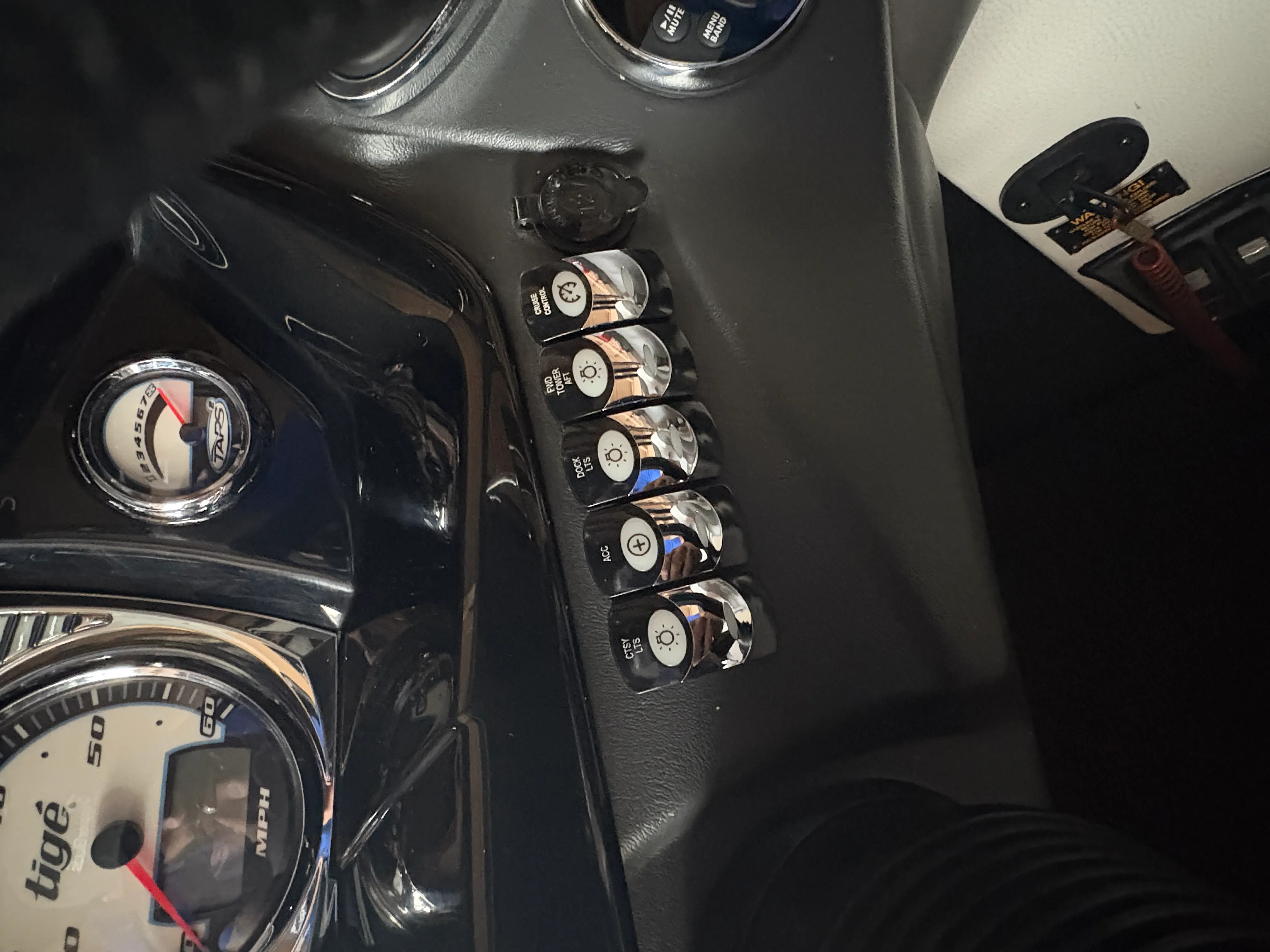 2014 Tige R20 Image Thumbnail #11