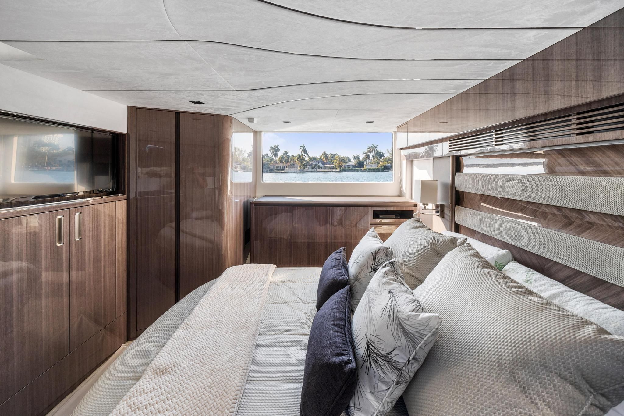 2025 Galeon 50 FLY Image Thumbnail #26