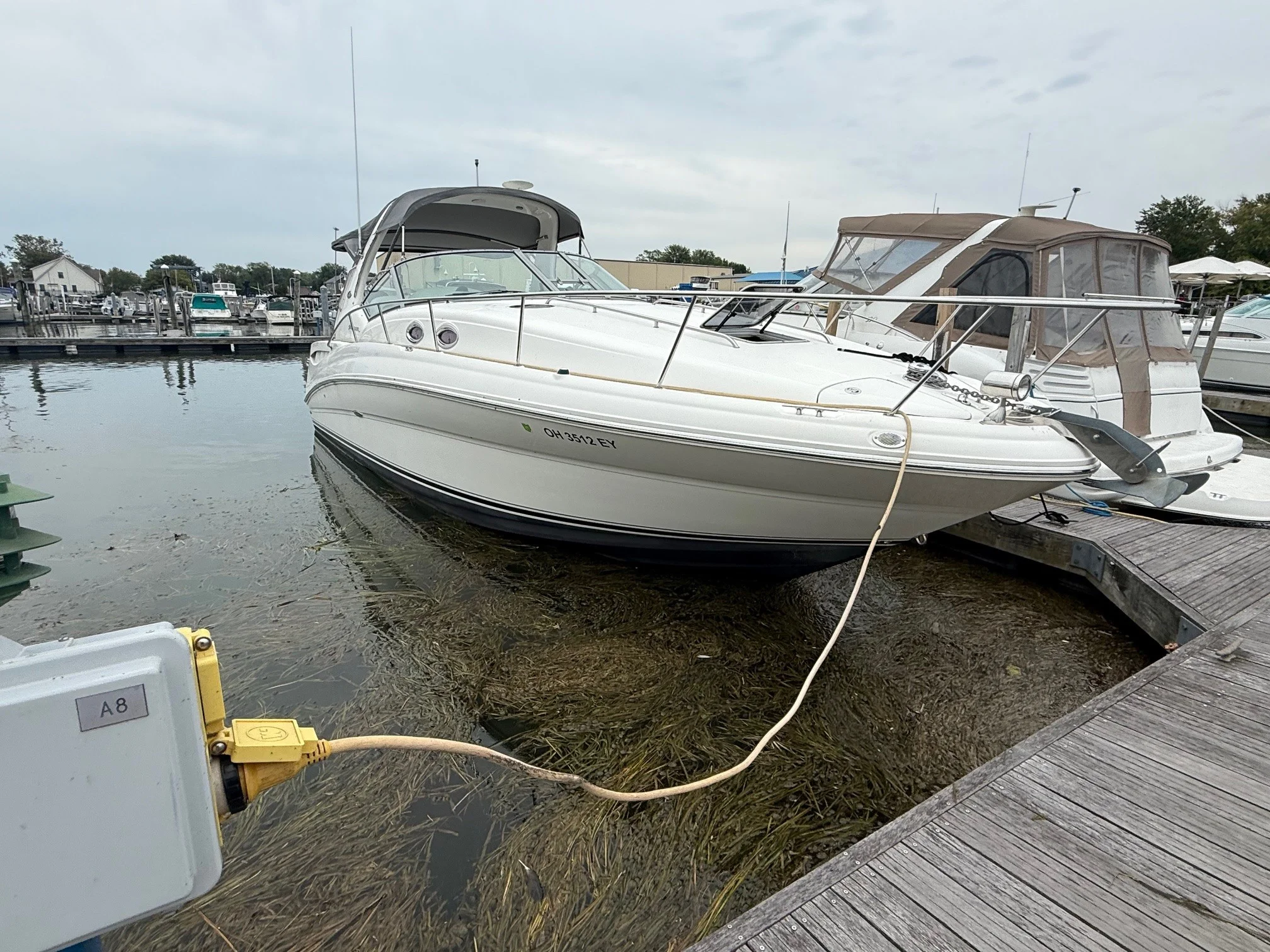 2007 Sea Ray 320 SUNDANCER Image Thumbnail #2