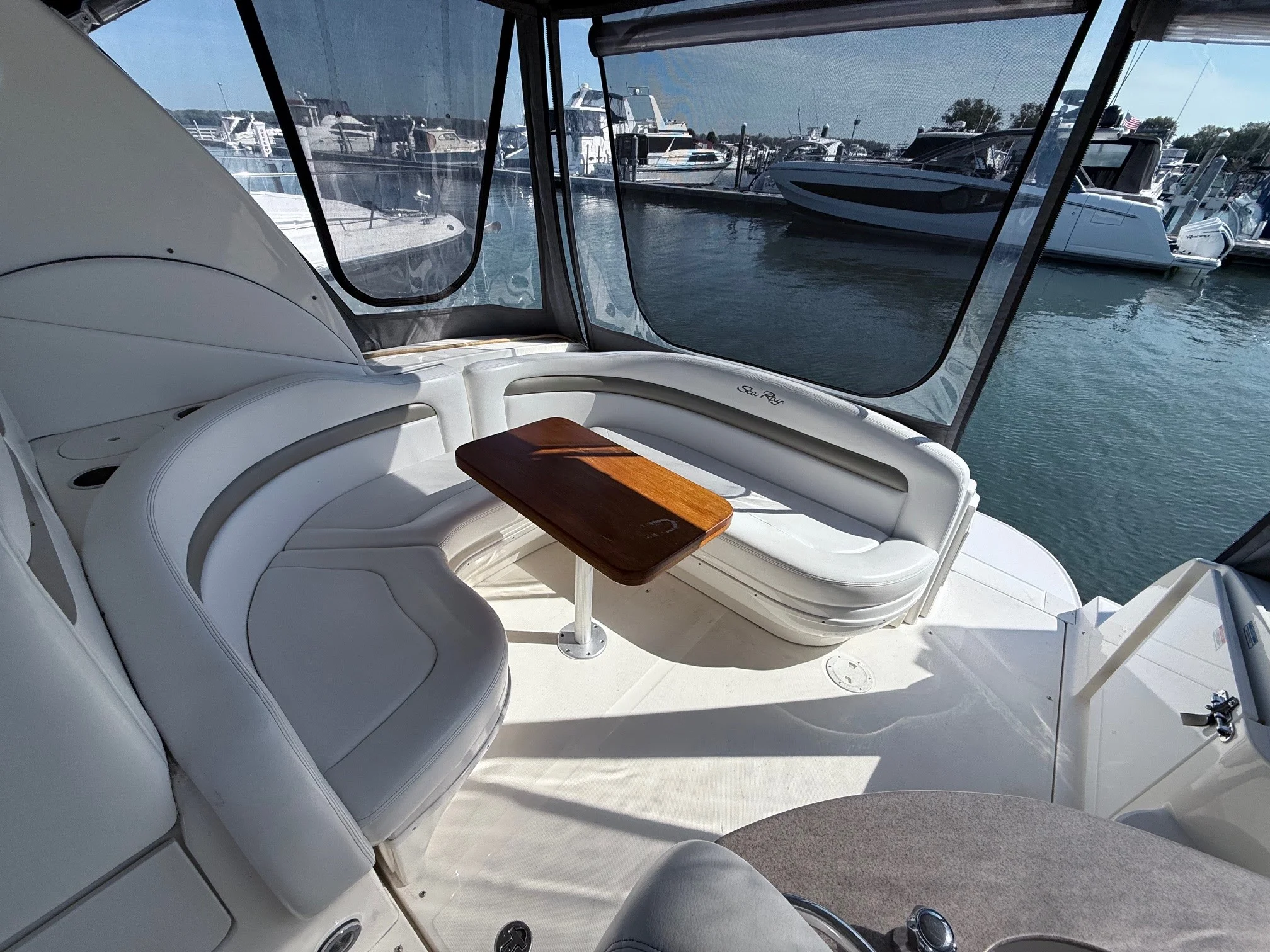 2007 Sea Ray 320 SUNDANCER Image Thumbnail #7