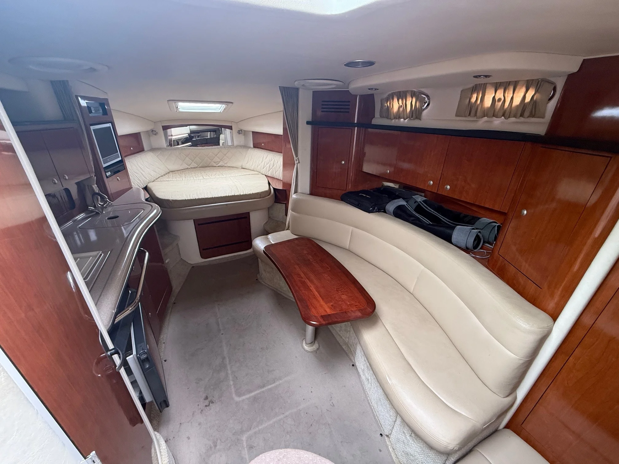 2007 Sea Ray 320 SUNDANCER Image Thumbnail #14