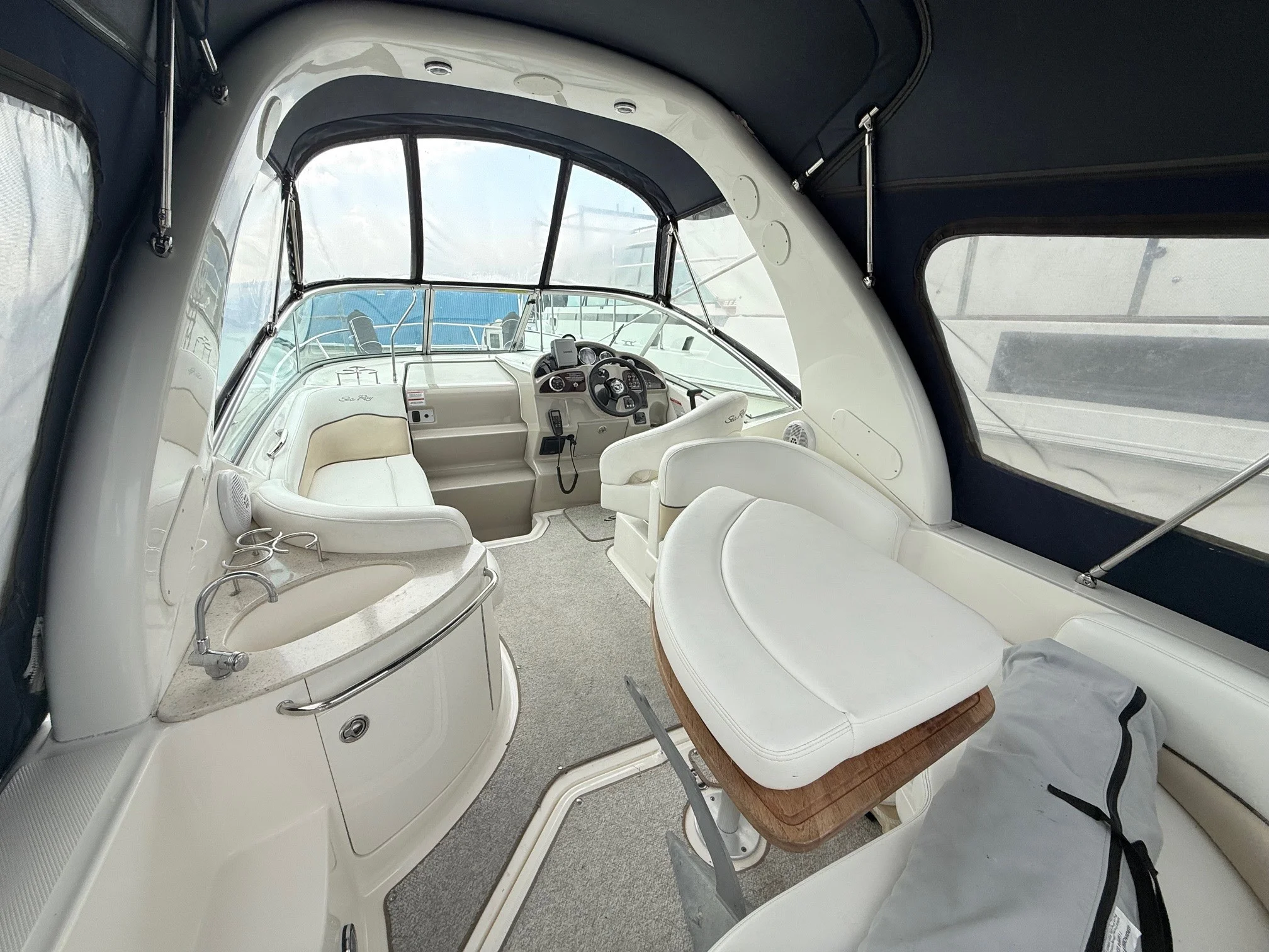 2008 Sea Ray 260 SUNDANCER Image Thumbnail #6