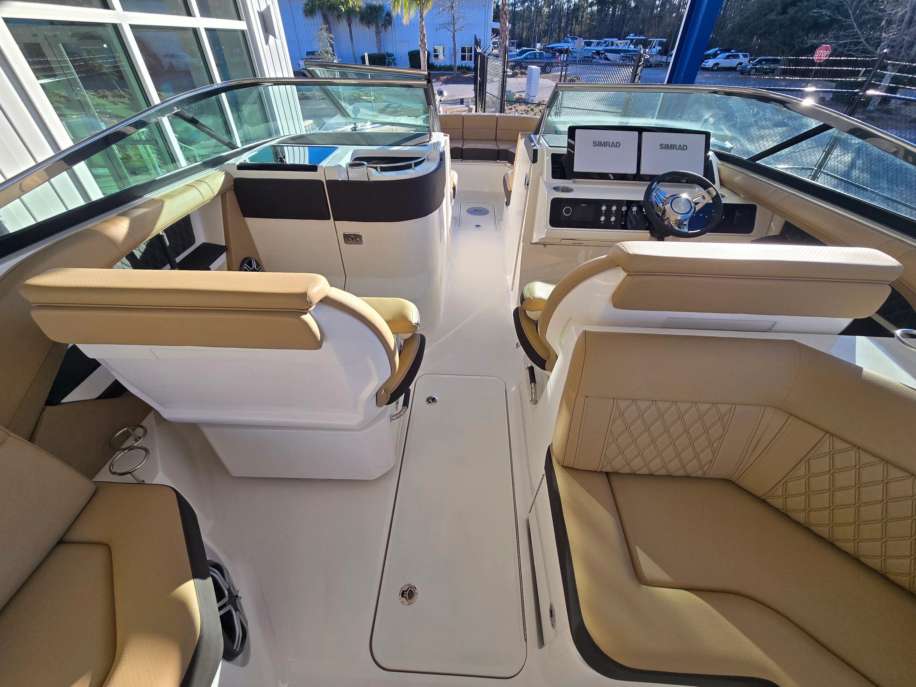 2026 Sea Ray SLX 310 Outboard Image Thumbnail #10