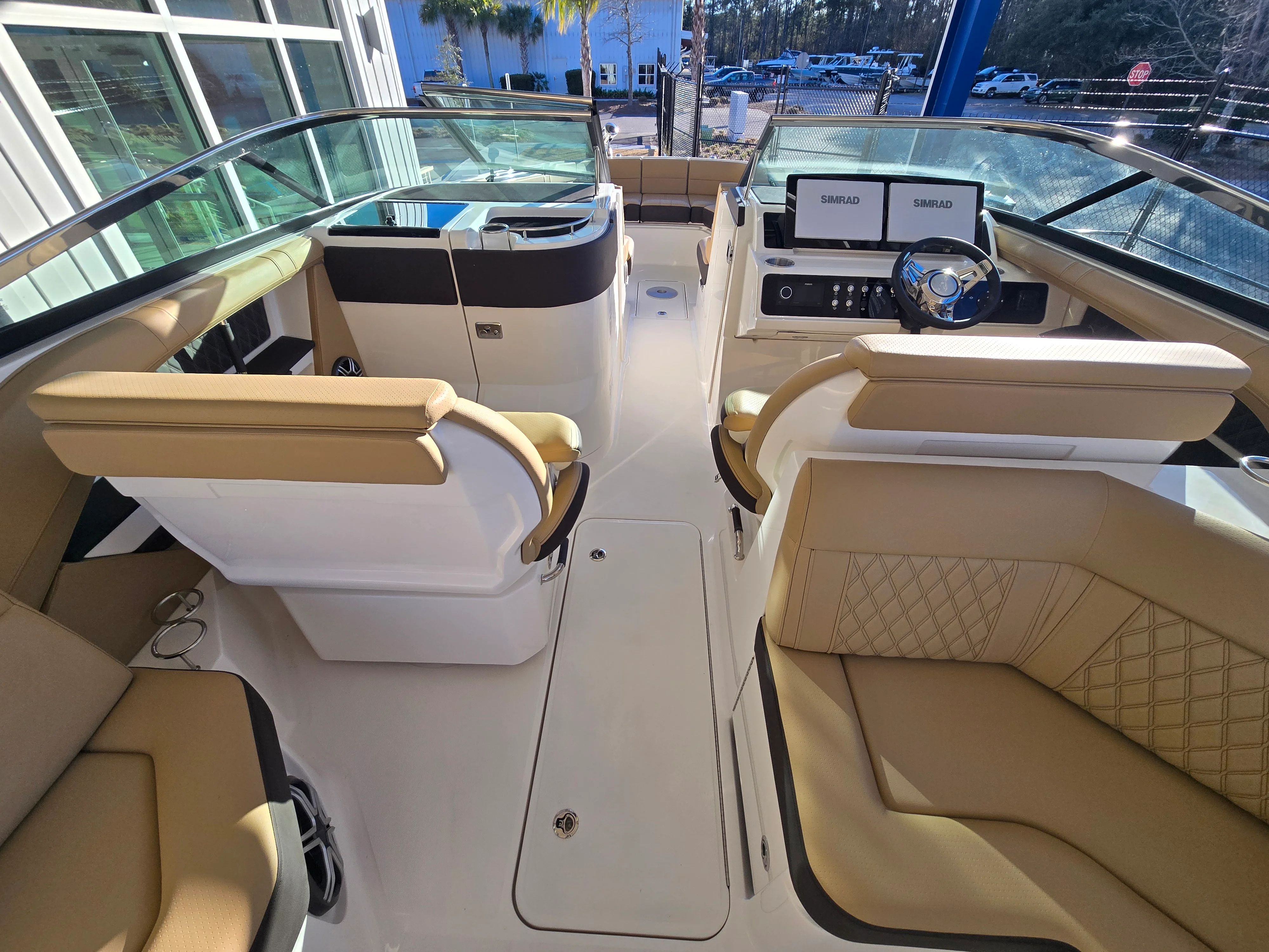 2026 Sea Ray SLX 310 Outboard Image Thumbnail #10