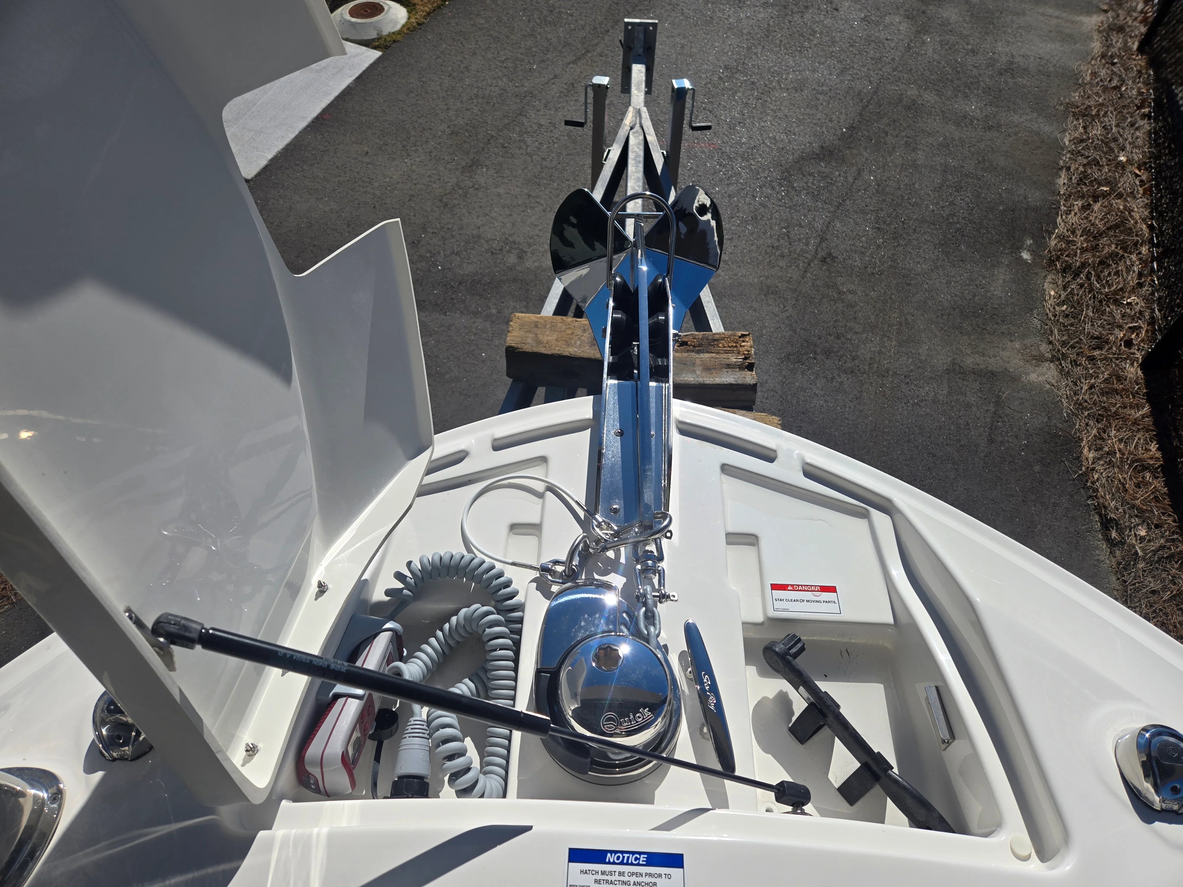 2026 Sea Ray SLX 310 Outboard Image Thumbnail #26