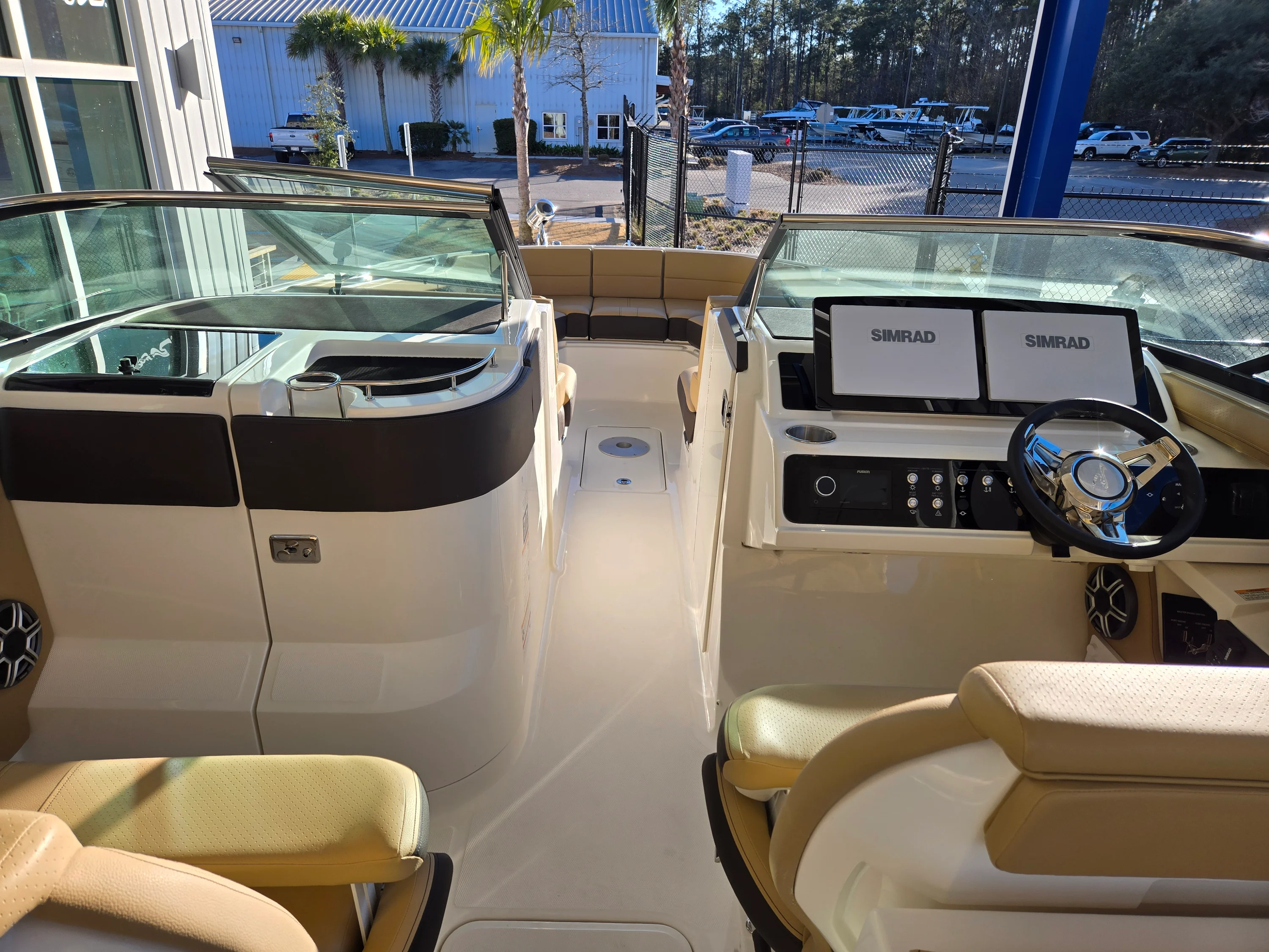 2026 Sea Ray SLX 310 Outboard Image Thumbnail #11