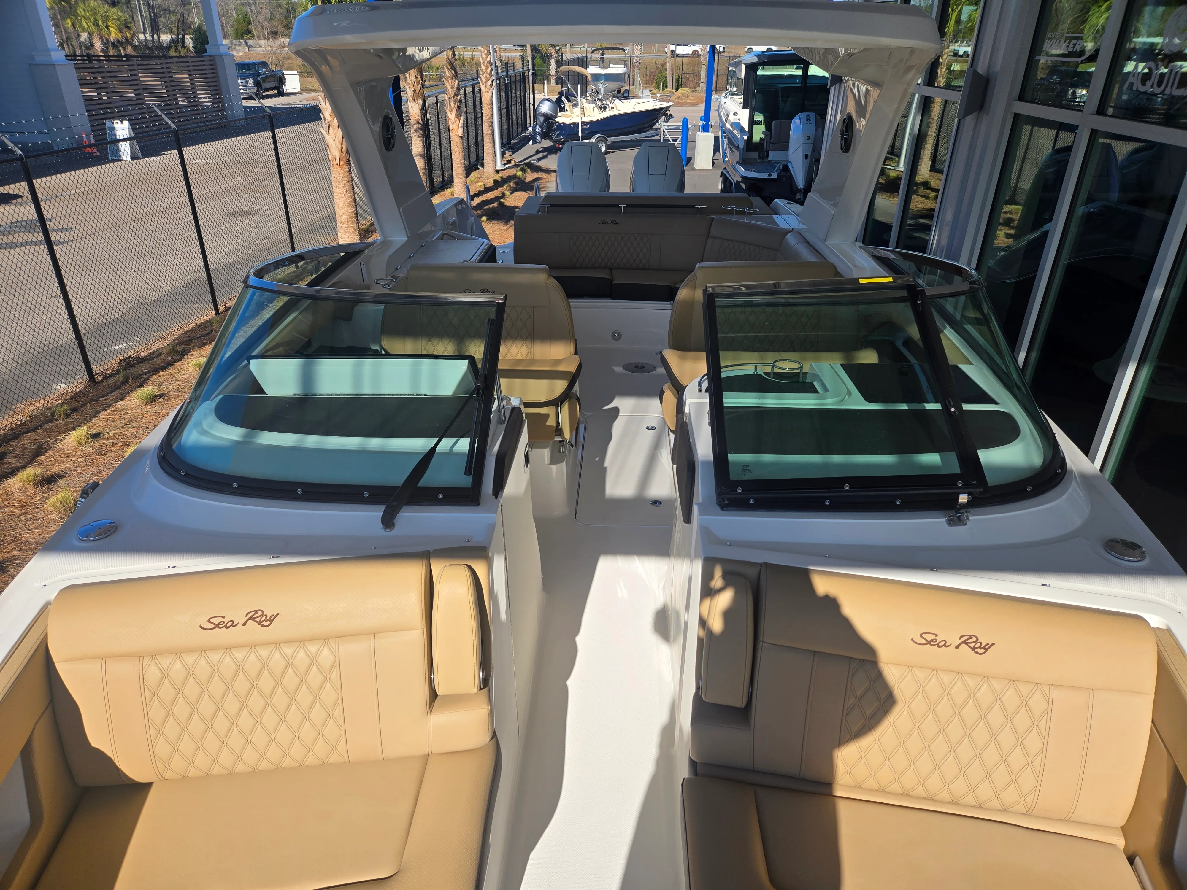 2026 Sea Ray SLX 310 Outboard Image Thumbnail #23