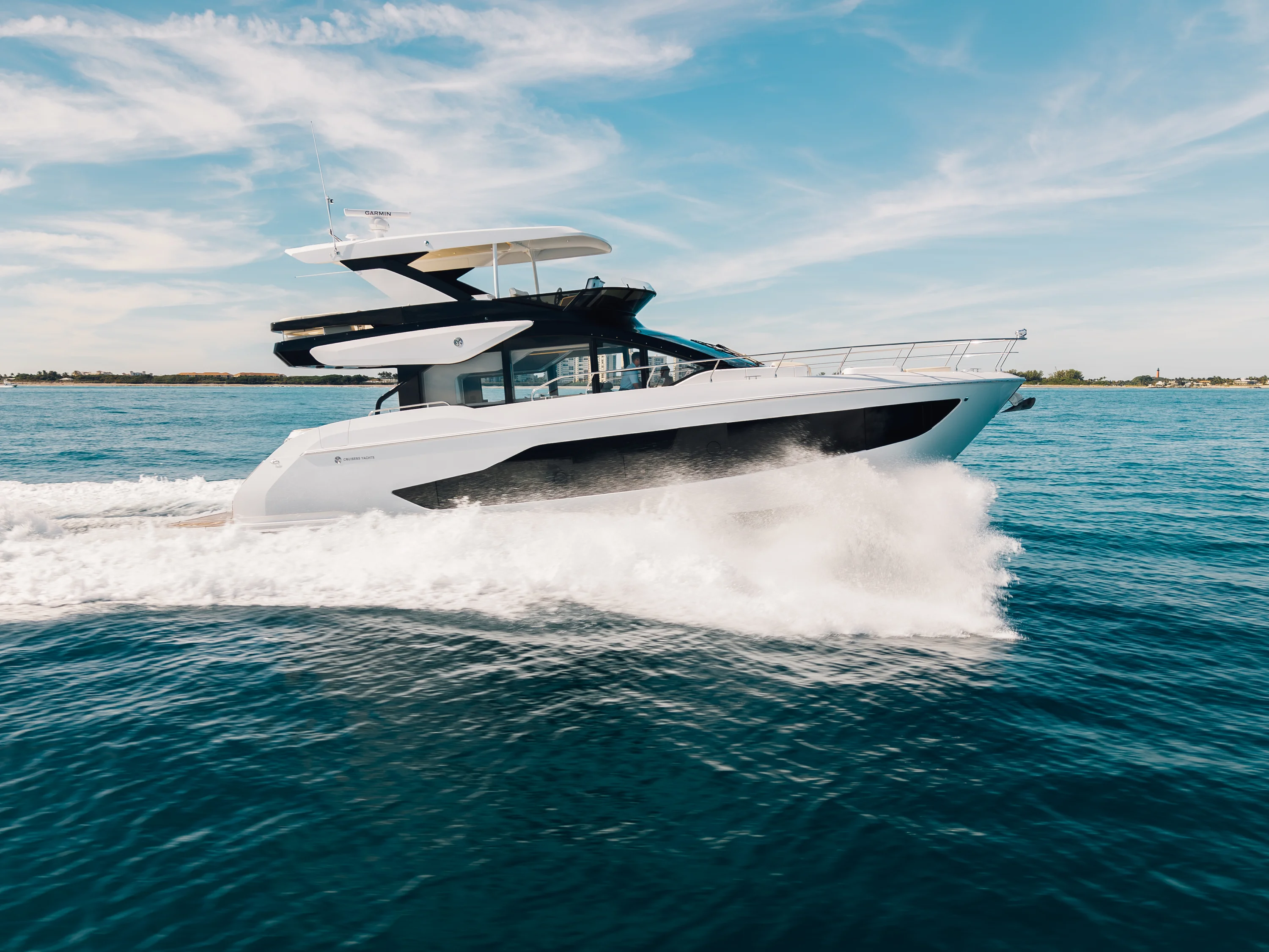 2026 Cruisers Yachts 57 FLY Image Thumbnail #7