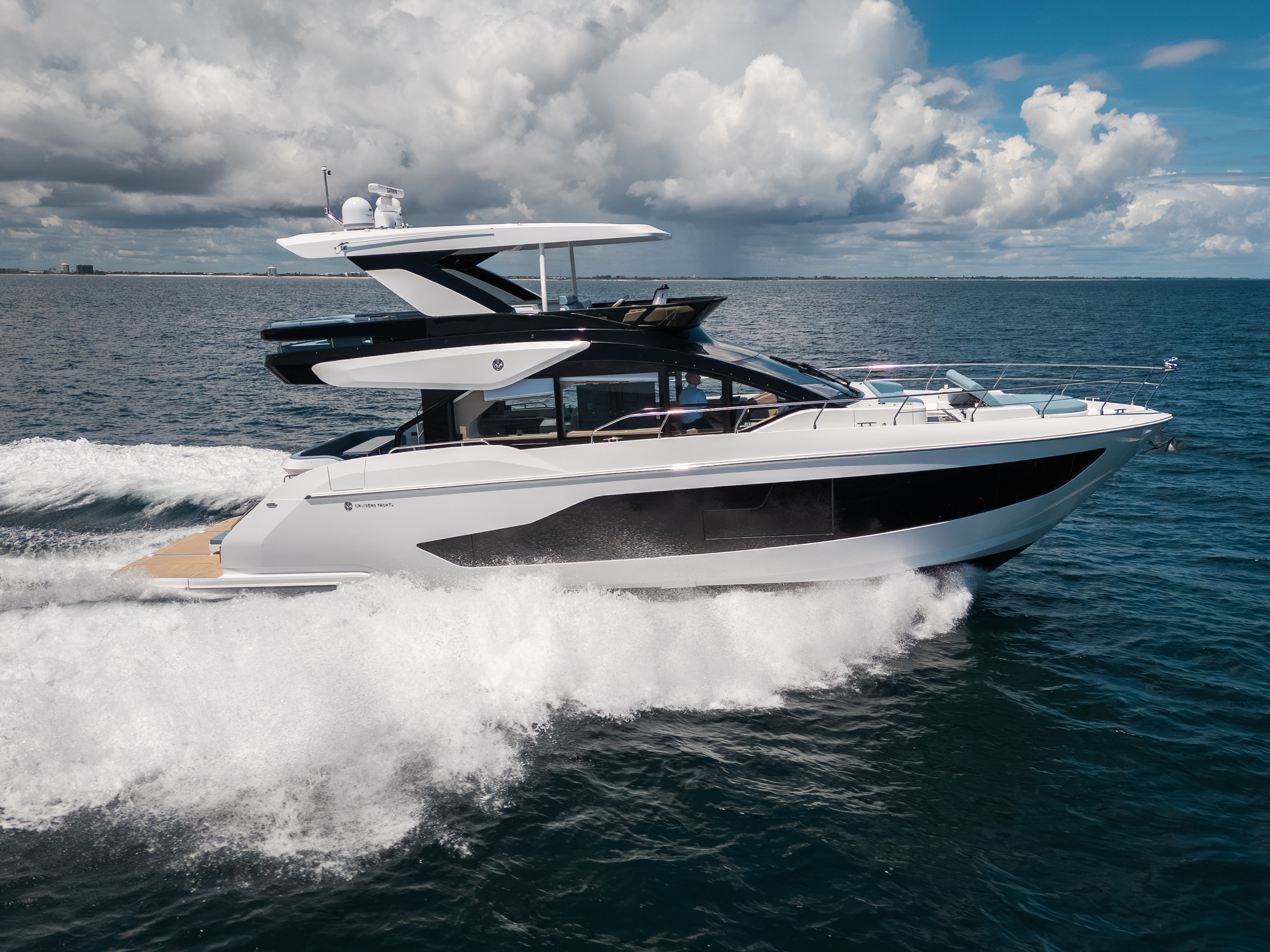 2026 Cruisers Yachts 57 Fly Image Thumbnail #91