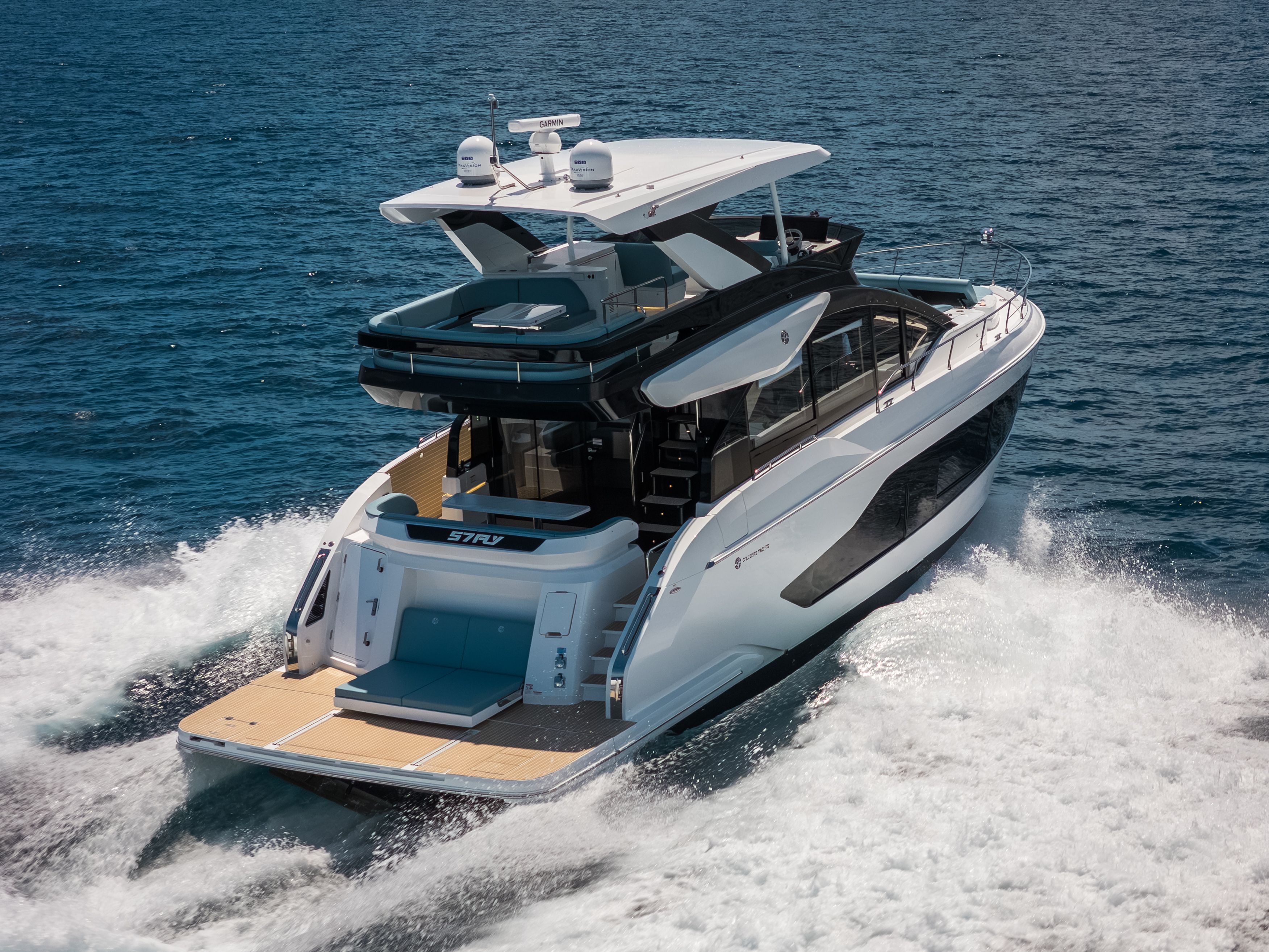 2026 Cruisers Yachts 57 Fly Image Thumbnail #9