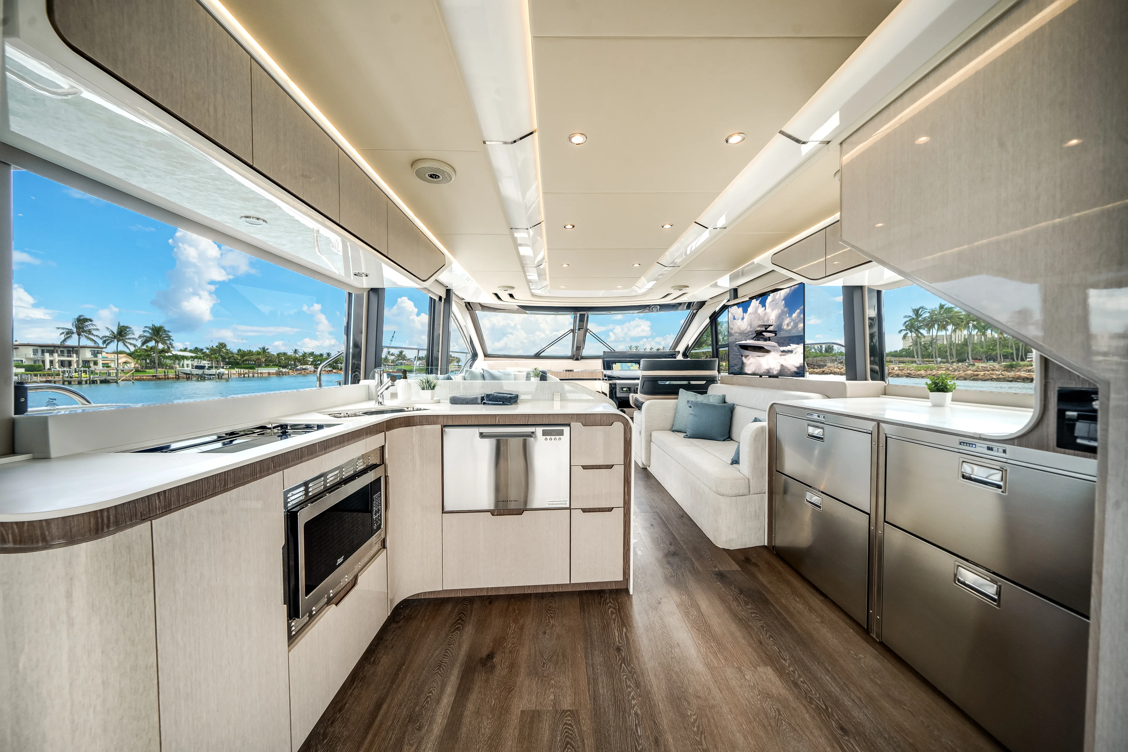 2026 Cruisers Yachts 57 Fly Image Thumbnail #41