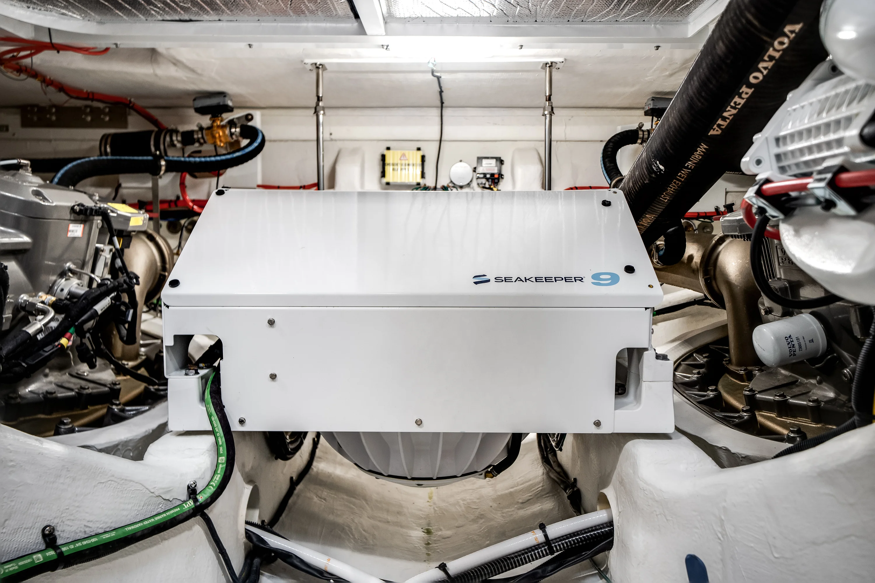 2026 Cruisers Yachts 57 FLY Image Thumbnail #77