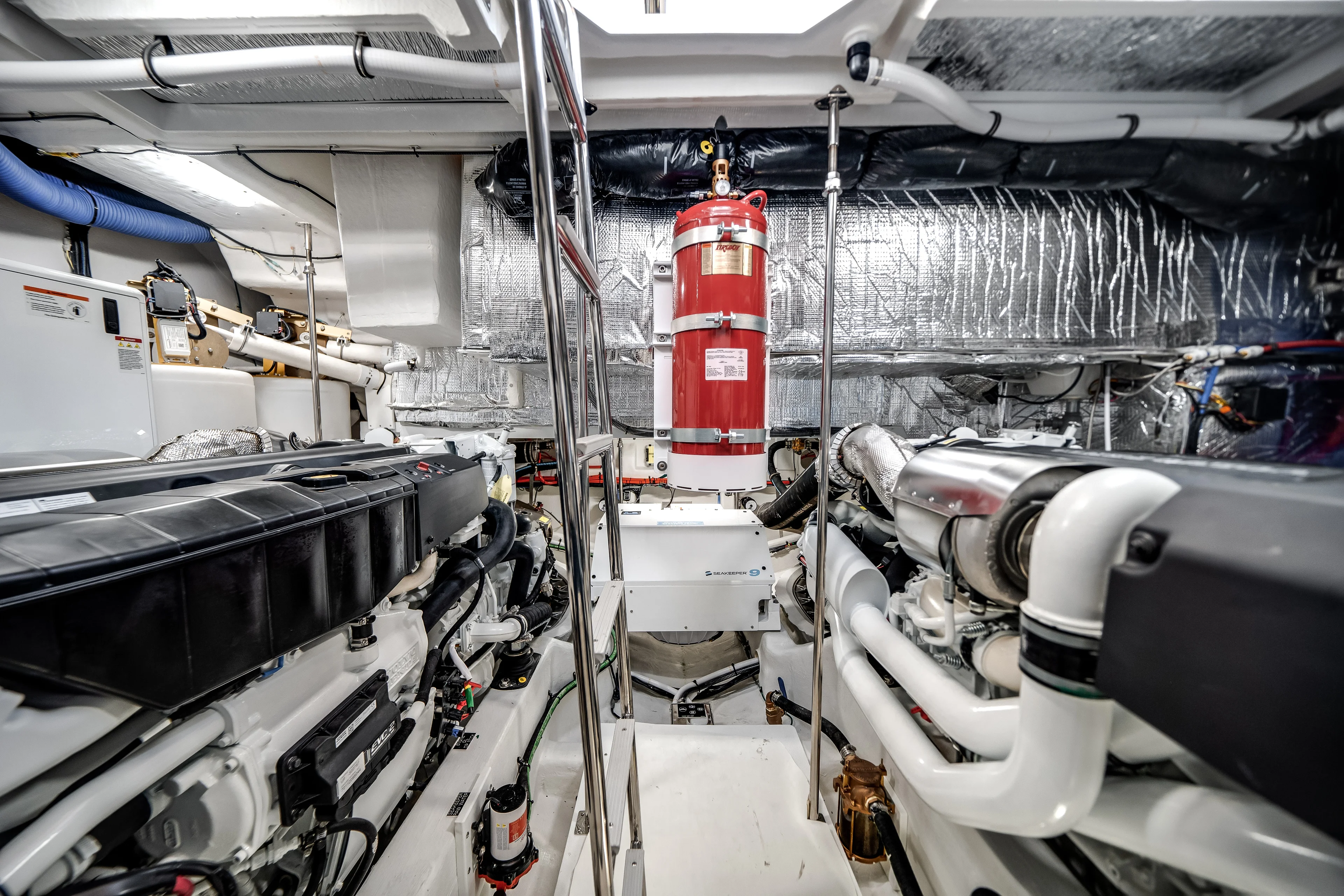 2026 Cruisers Yachts 57 Fly Image Thumbnail #79