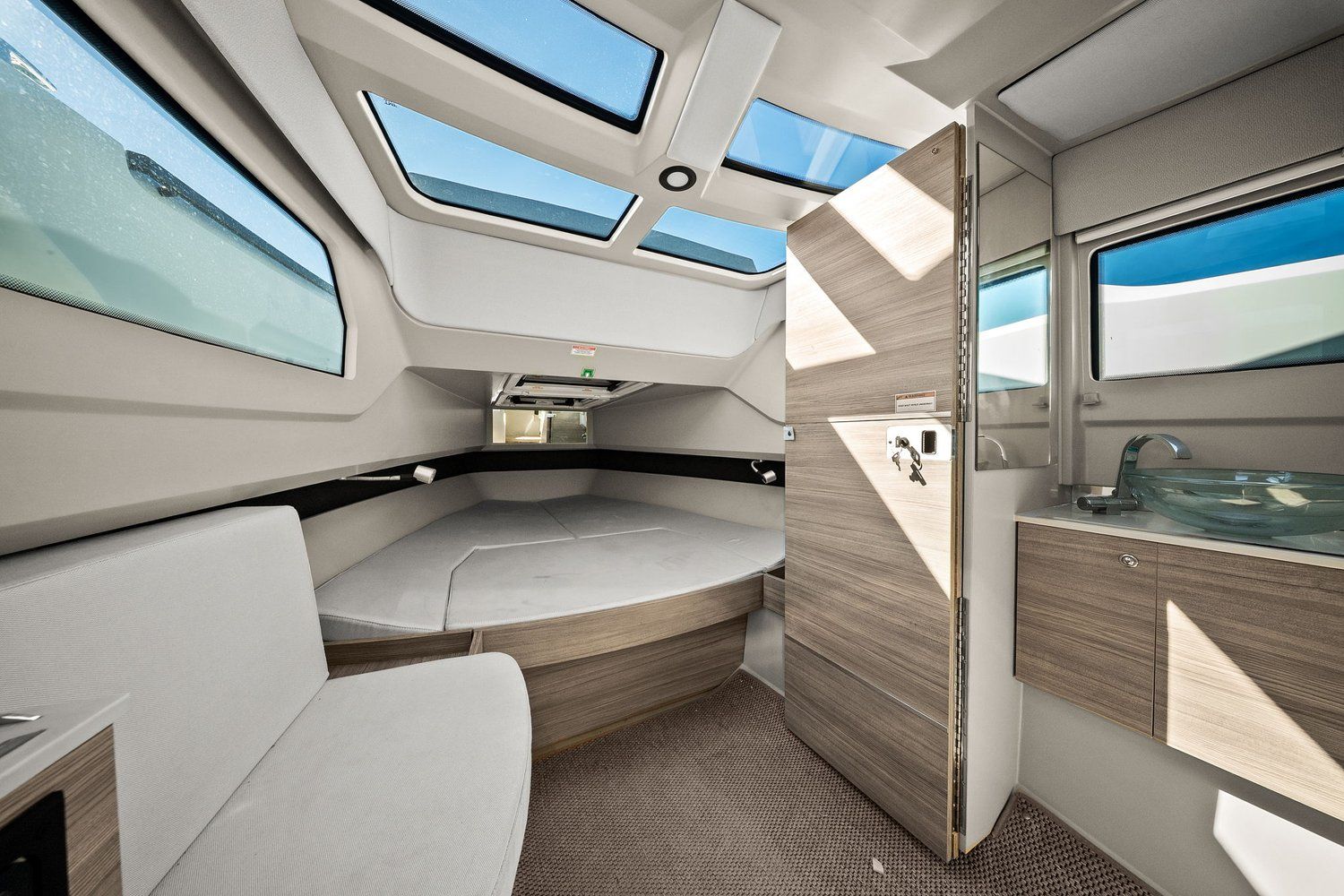 2023 Saxdor 320 GTO Image Thumbnail #36