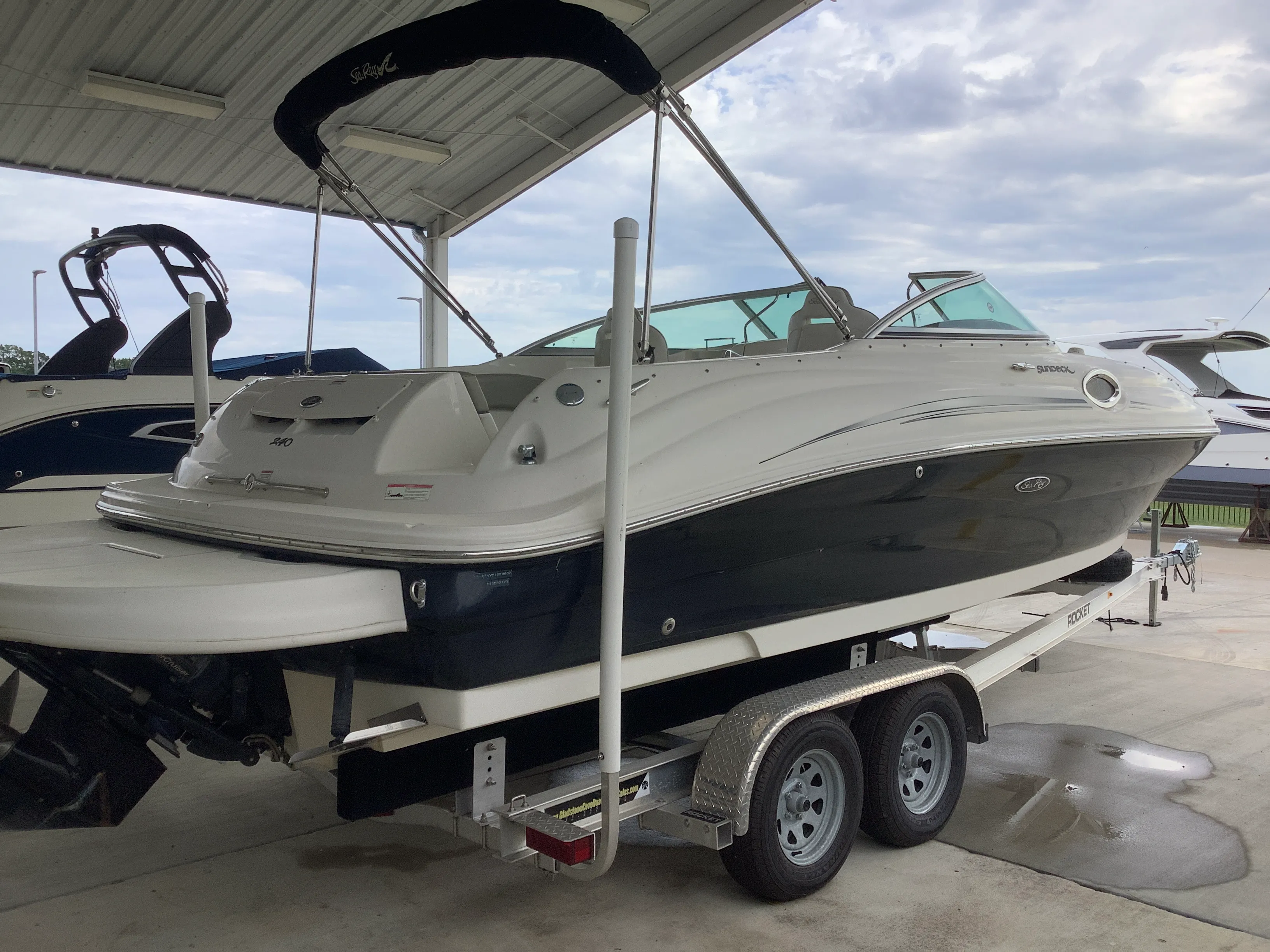 2007 Sea Ray 240 SUNDECK Image Thumbnail #0