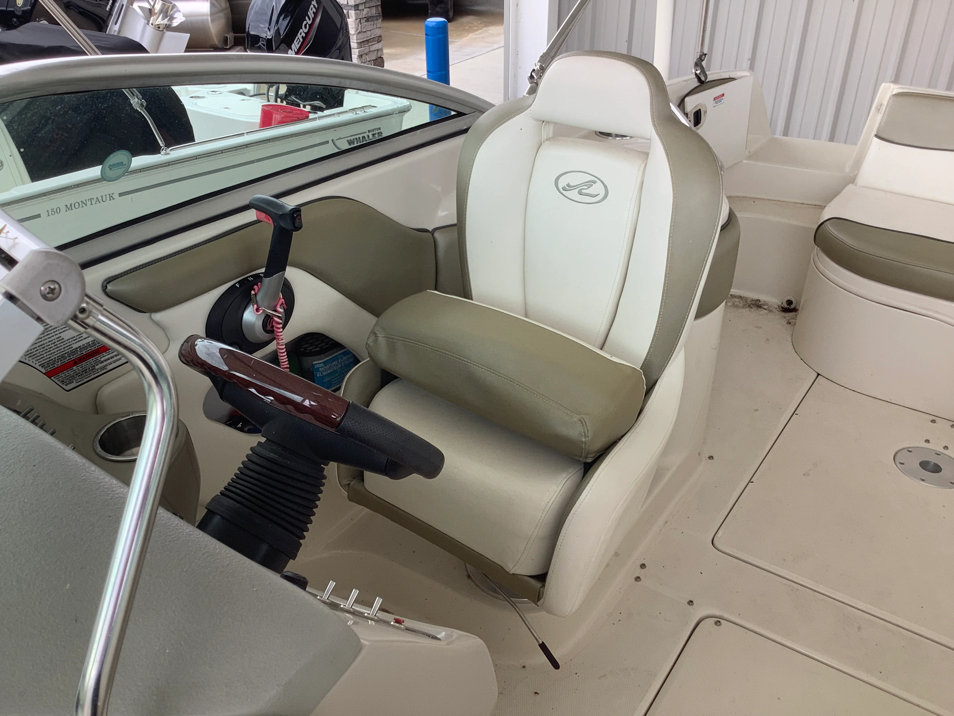 2007 Sea Ray 240 SUNDECK Image Thumbnail #10