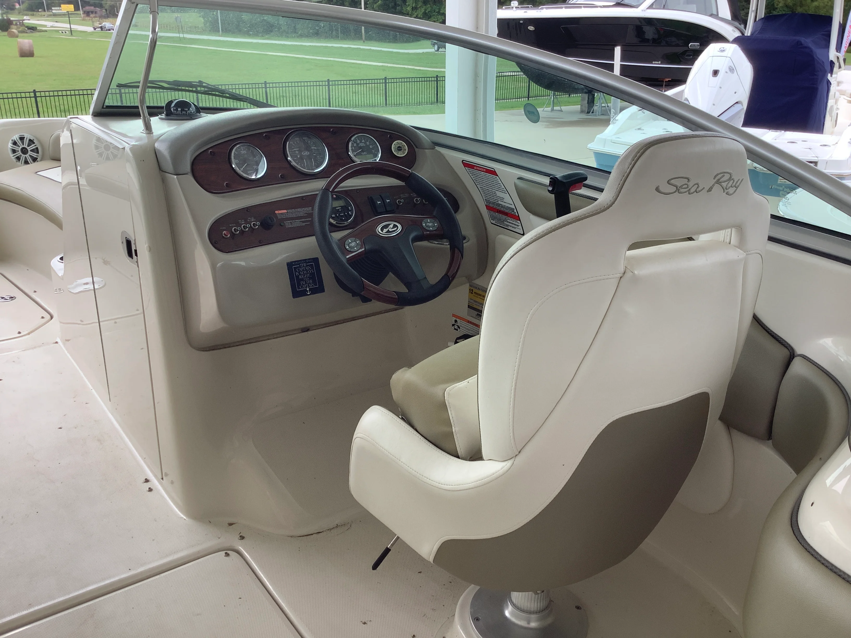 2007 Sea Ray 240 SUNDECK Image Thumbnail #9