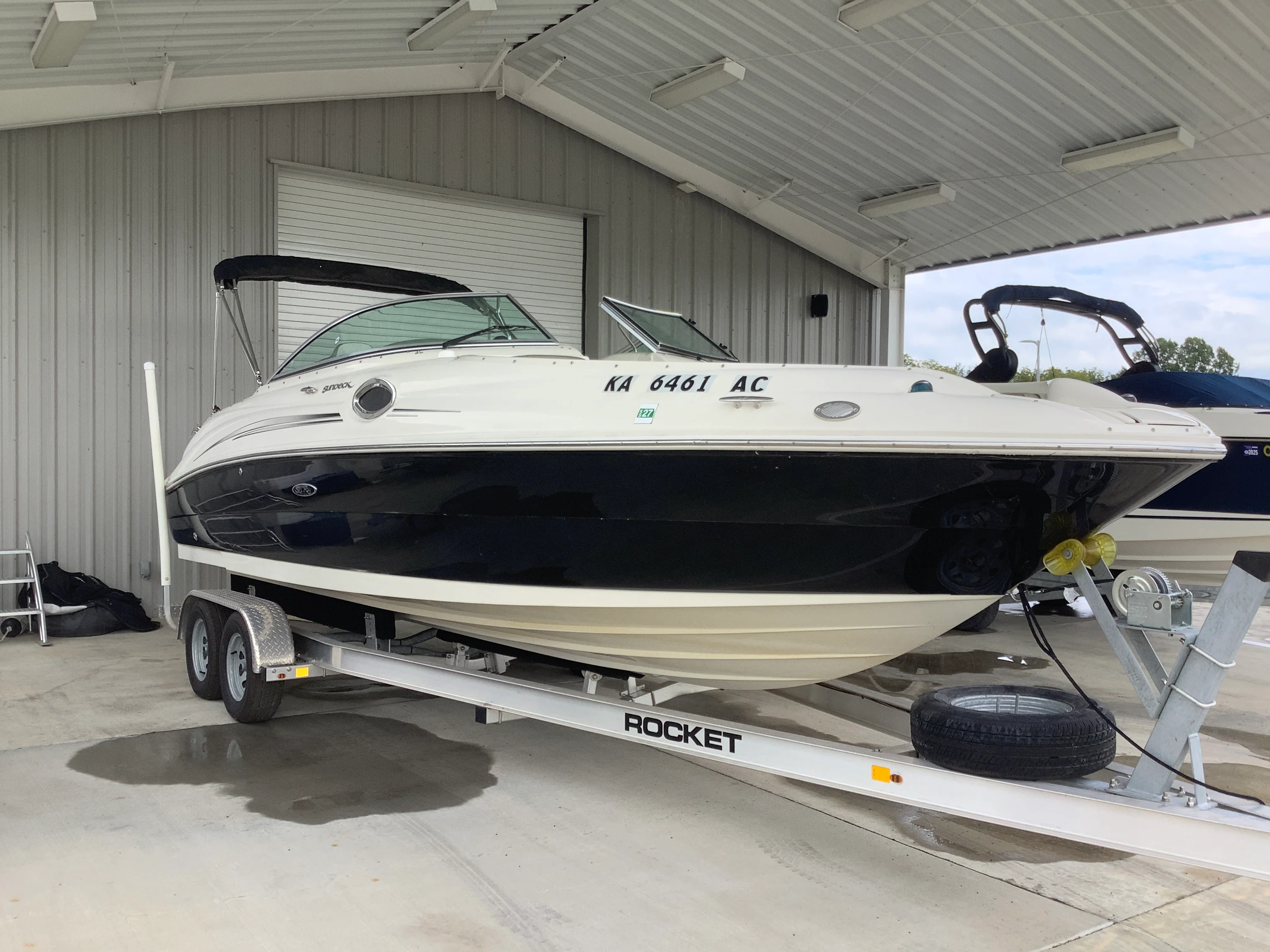 2007 Sea Ray 240 SUNDECK Image Thumbnail #1