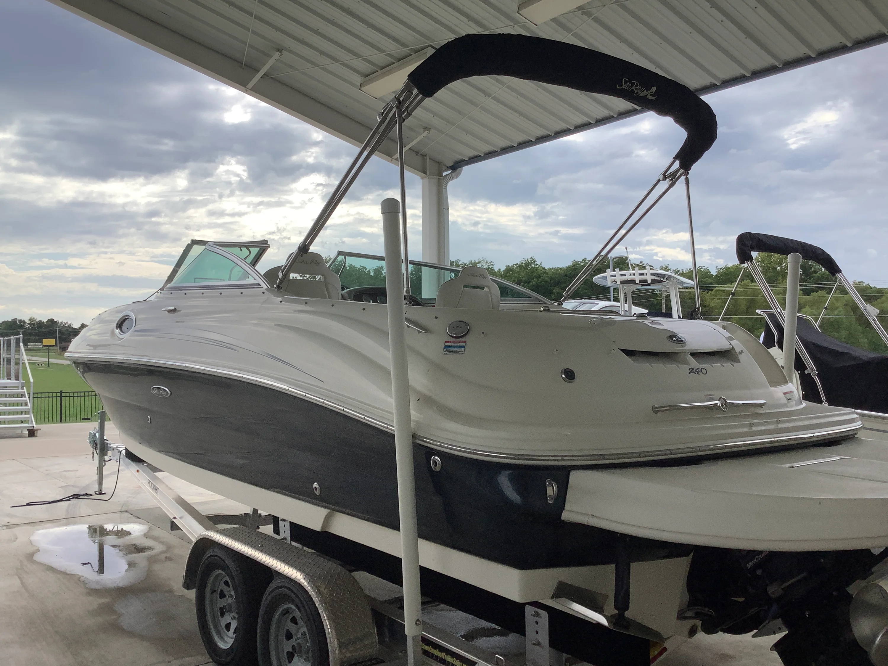 2007 Sea Ray 240 SUNDECK Image Thumbnail #3